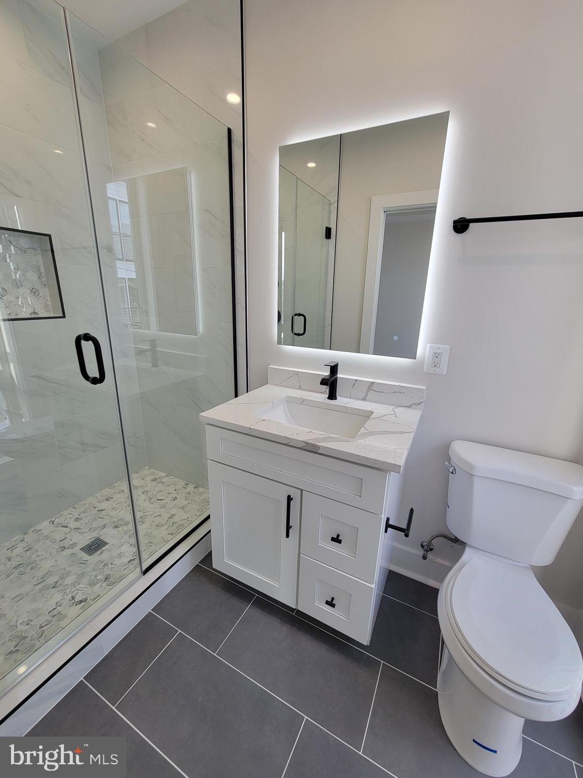 PETWORTH - Residential Lease