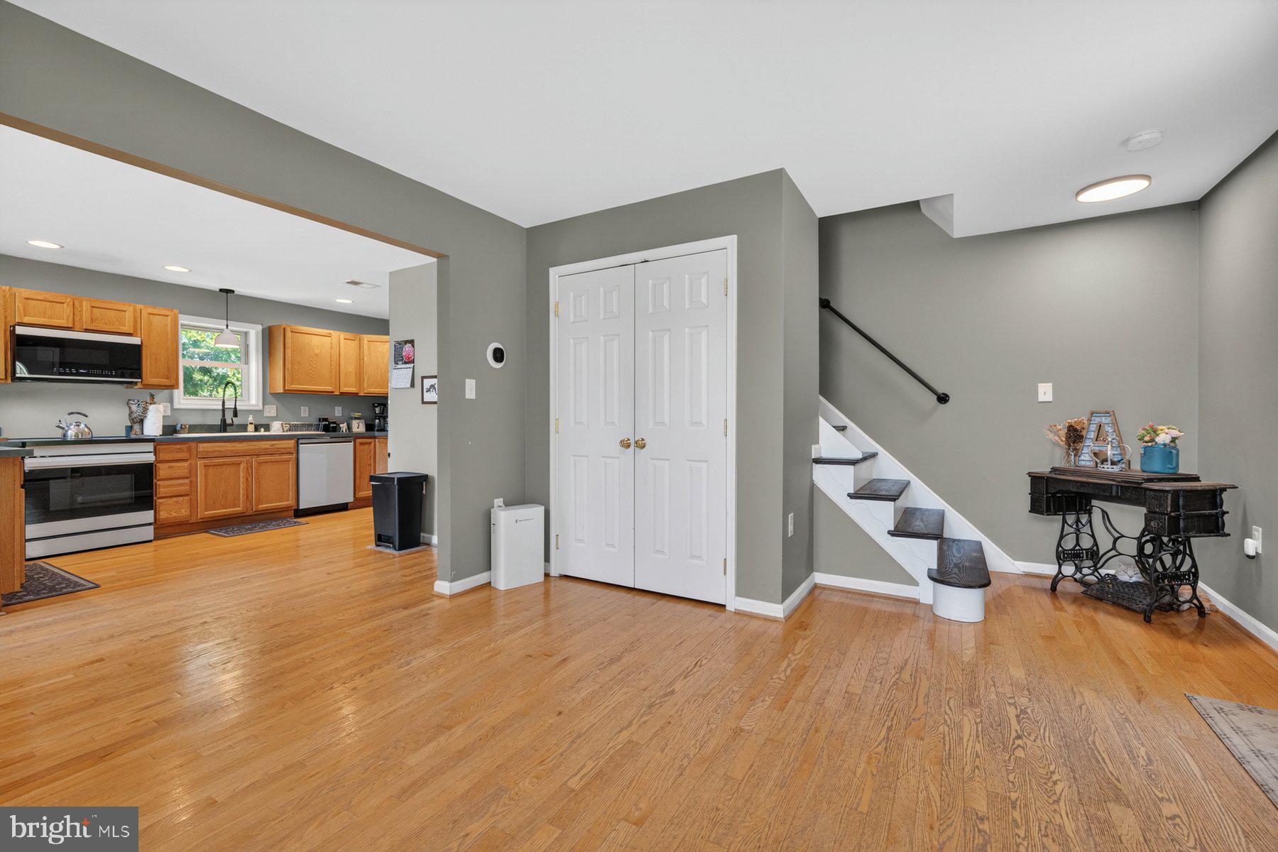 CHESTNUT GROVE - Residential