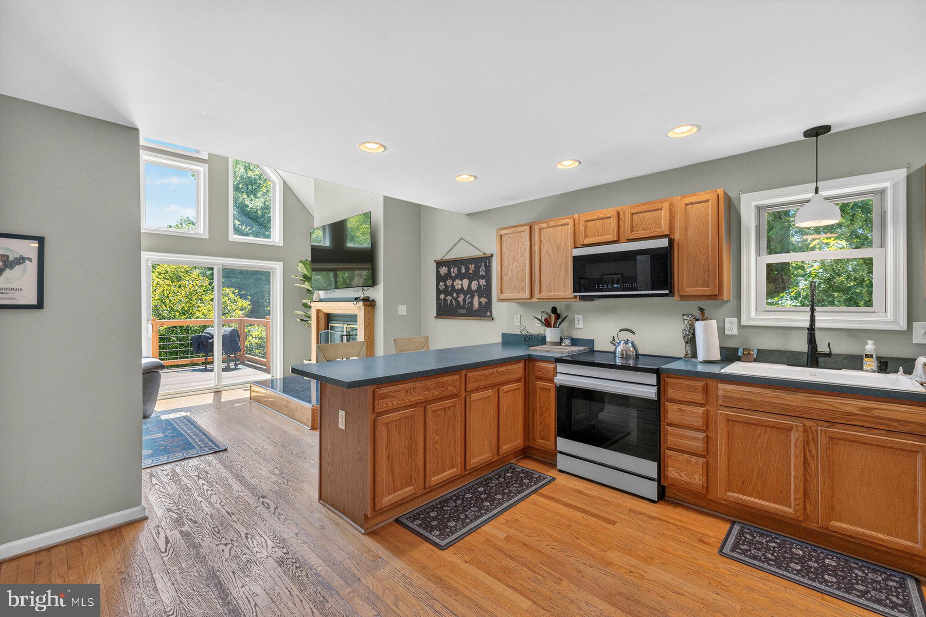 CHESTNUT GROVE - Residential