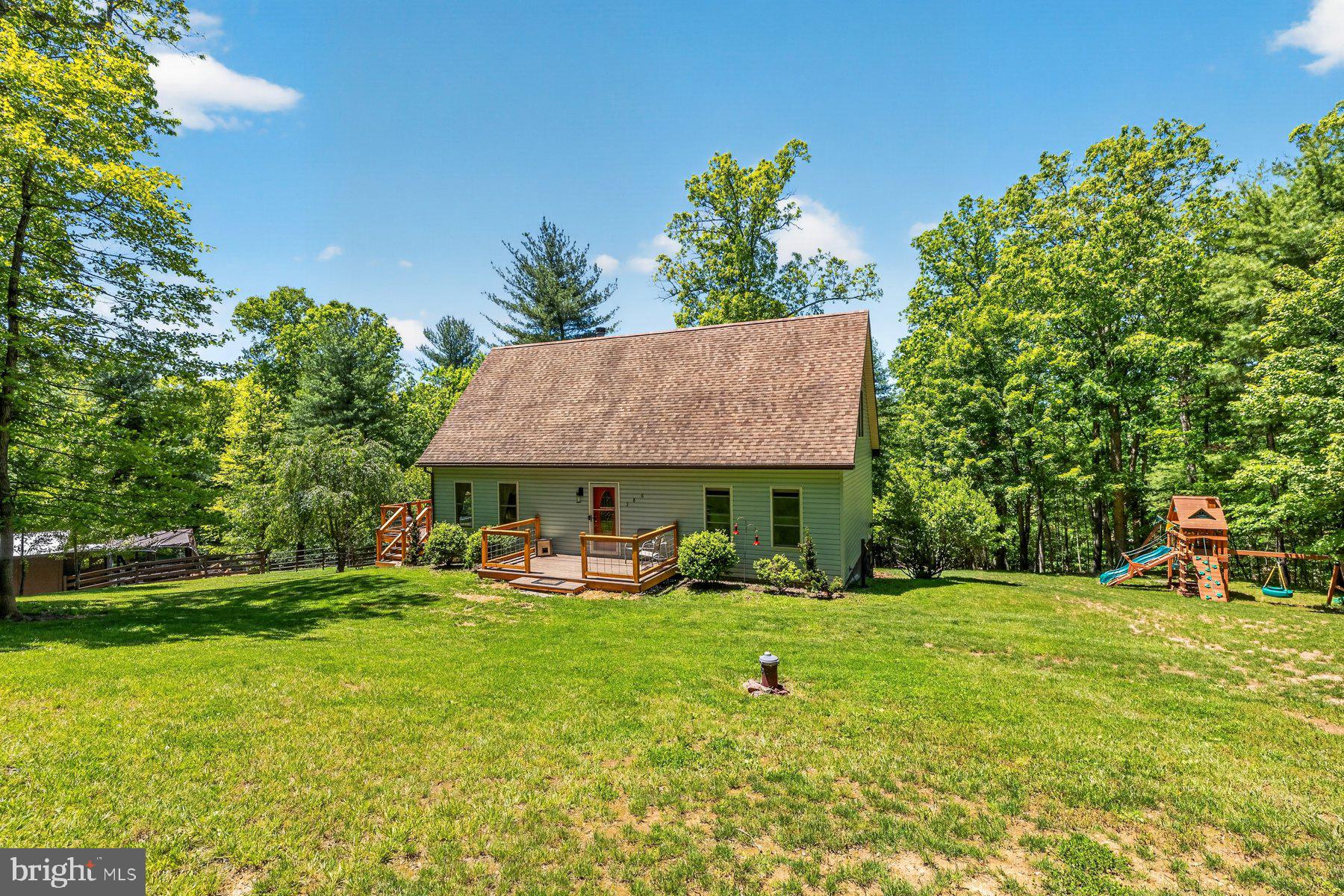 CHESTNUT GROVE - Residential
