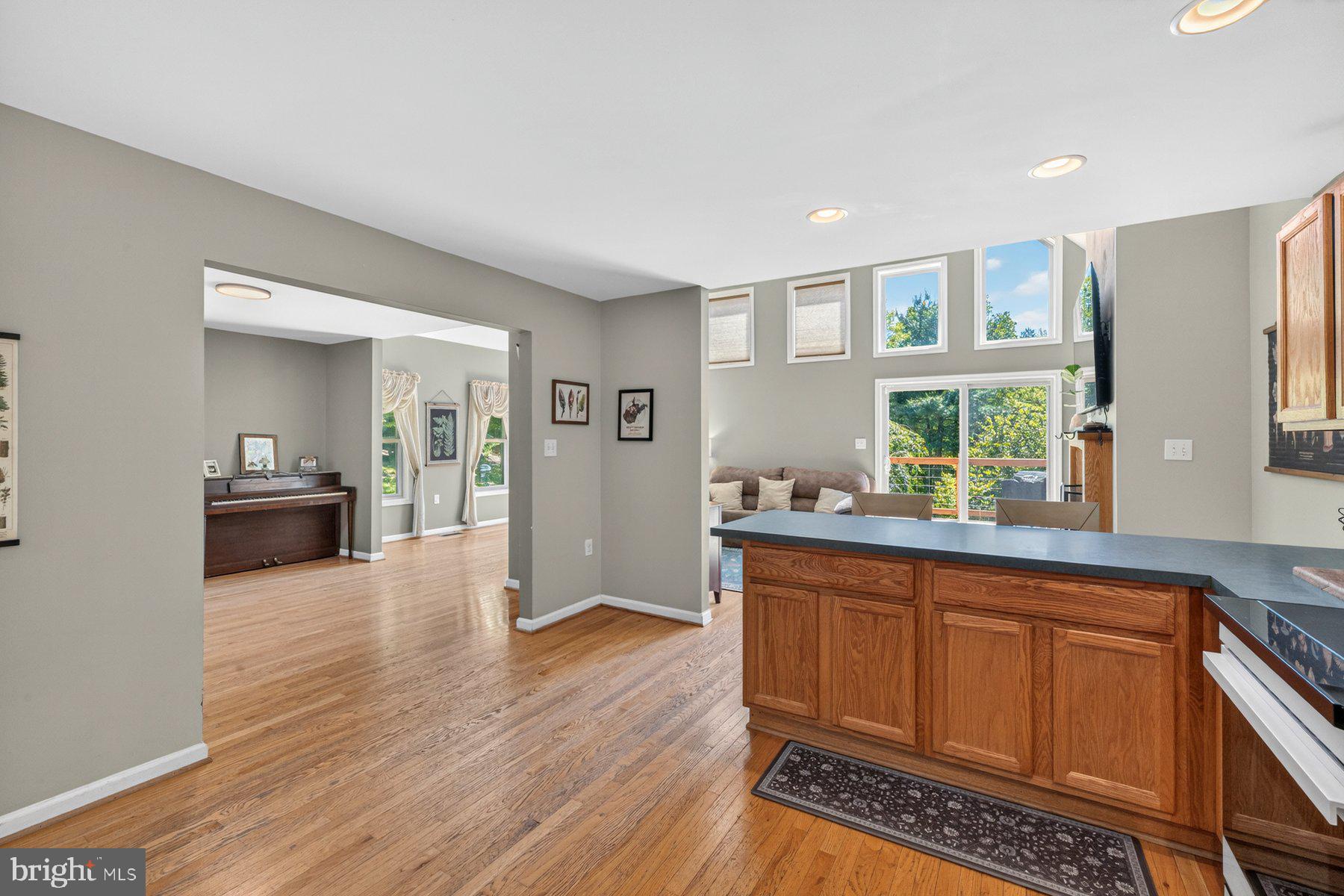 CHESTNUT GROVE - Residential