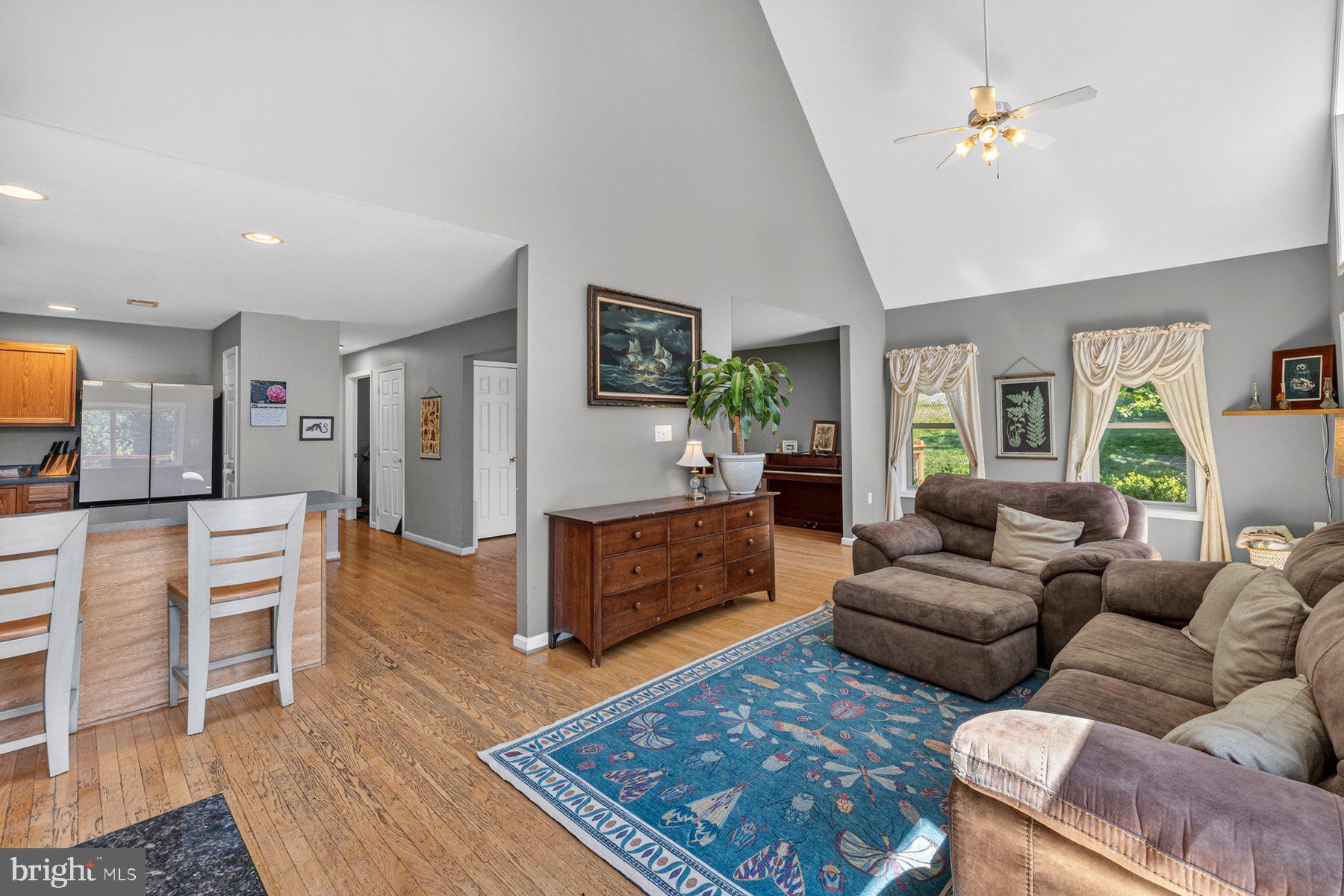 CHESTNUT GROVE - Residential