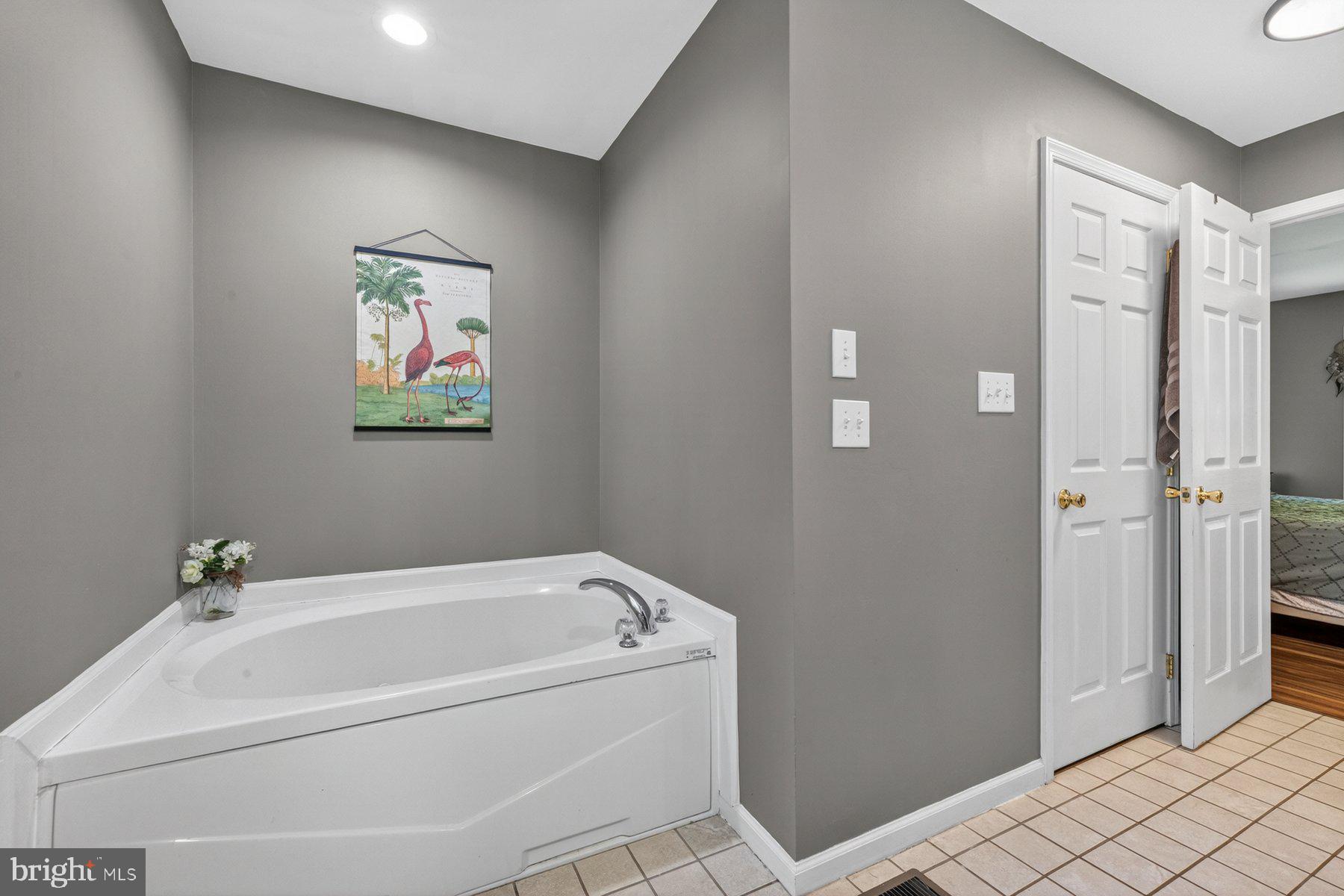 CHESTNUT GROVE - Residential