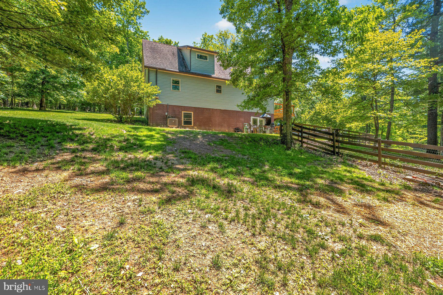 CHESTNUT GROVE - Residential