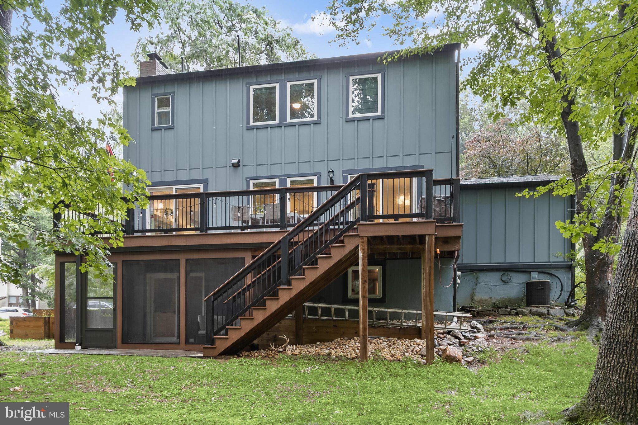 VILLAGE OF OAKLAND MILLS - Residential