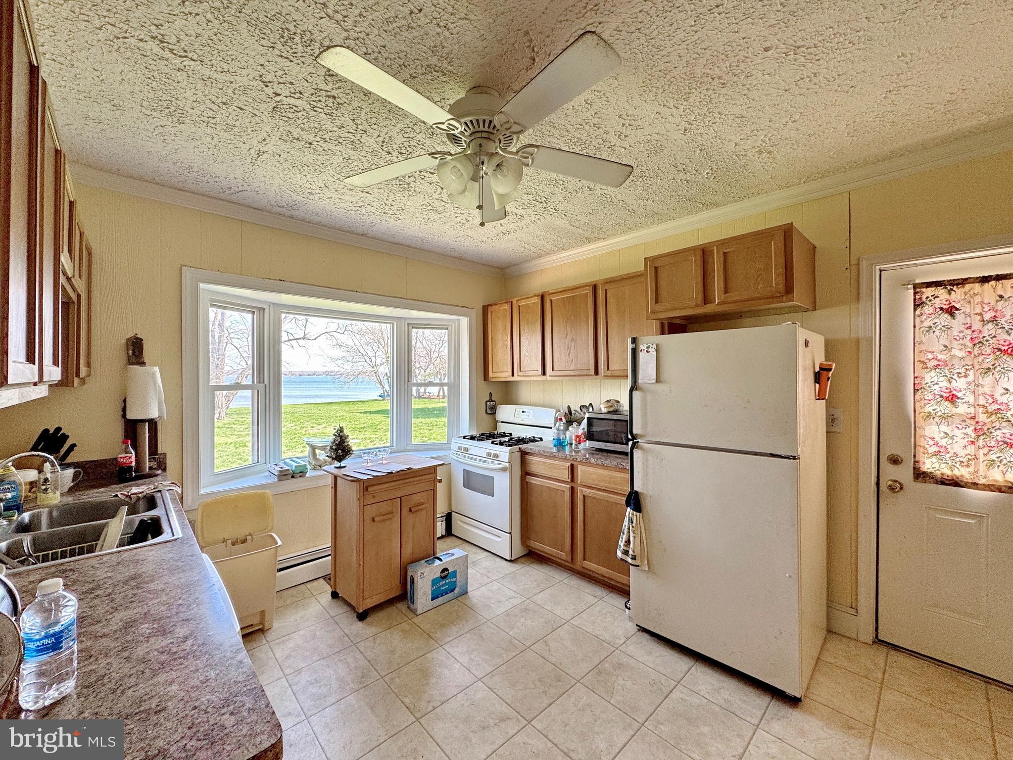 WICOMICO BEACH - Residential