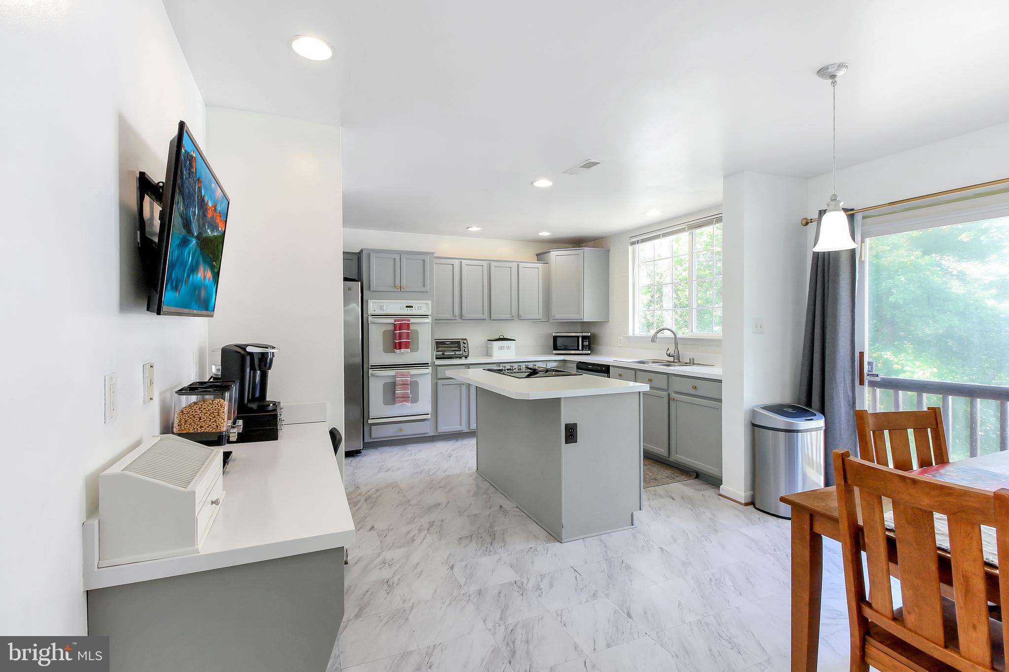 SOMERSET - Residential