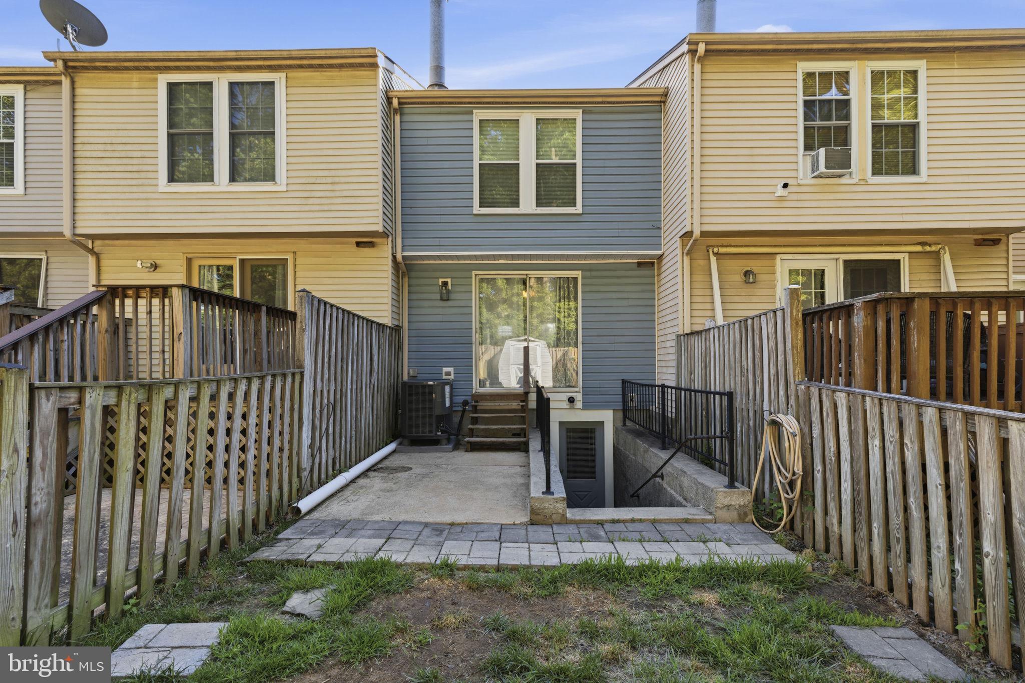 FEATHERHILL - Residential
