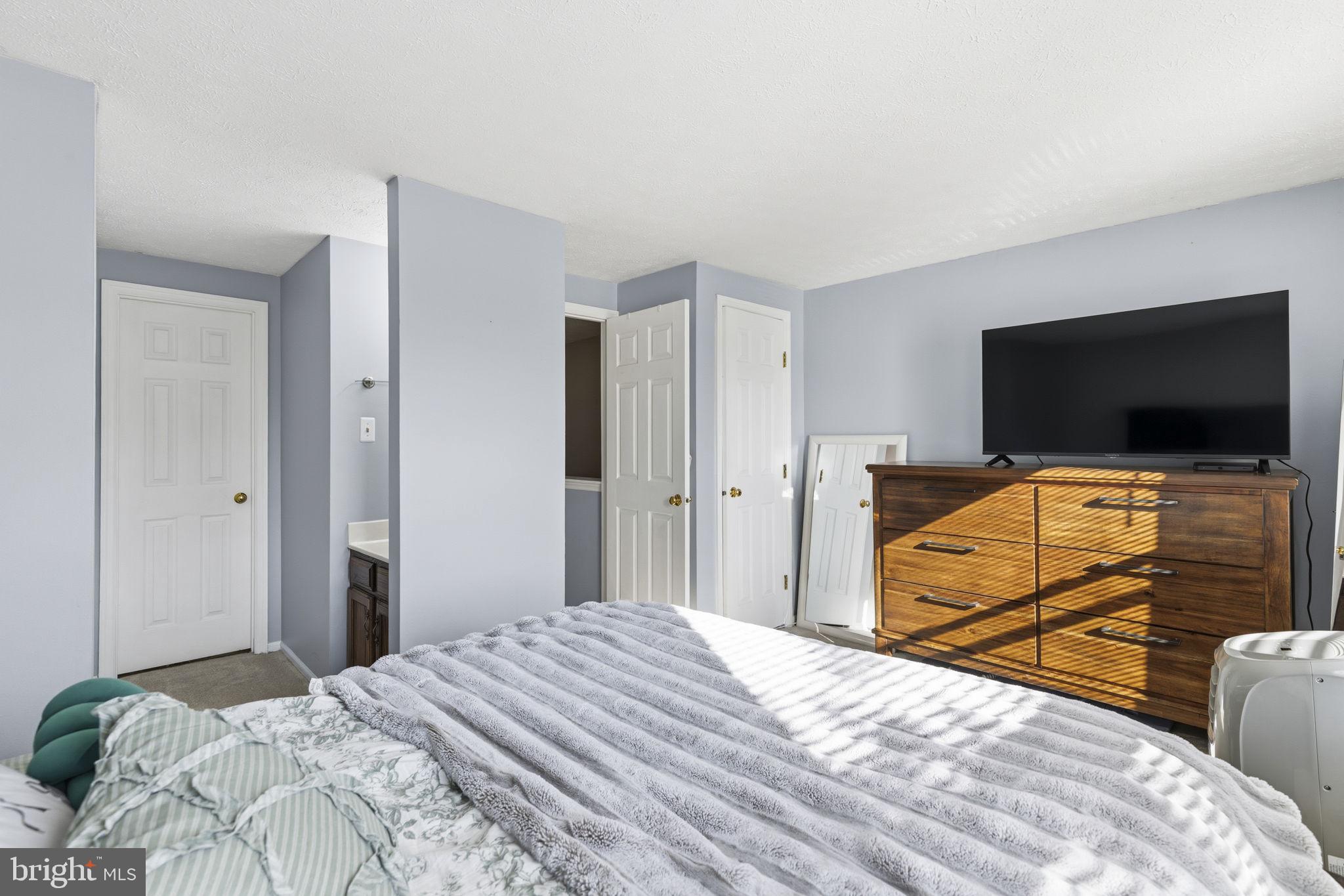 FEATHERHILL - Residential