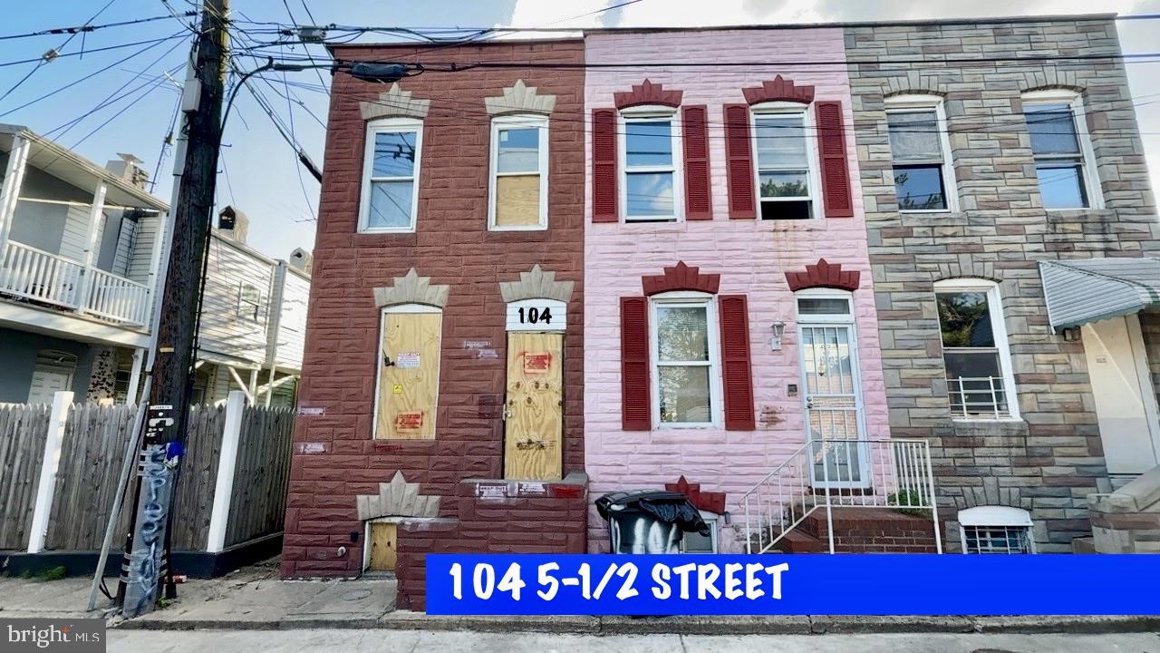Charming end of row townhome in Baltimore's Highlandtown and Baltimore Highlands area offering approximately 672 square feet of living space with 2 bedrooms, a basement, and 1 to 1.5 bathrooms per public records, with the bathroom count subject to verification. Built in 1920, this traditional home features a painted masonry exterior, decorative trim, forced air heating and a kitchen remodeled in 2009 according to public permit records. Conveniently located near Eastern Avenue shops and restaurants, the Highlandtown Arts District, Patterson Park, Johns Hopkins Bayview Medical Center and public transportation, this property combines classic Baltimore character with everyday convenience.