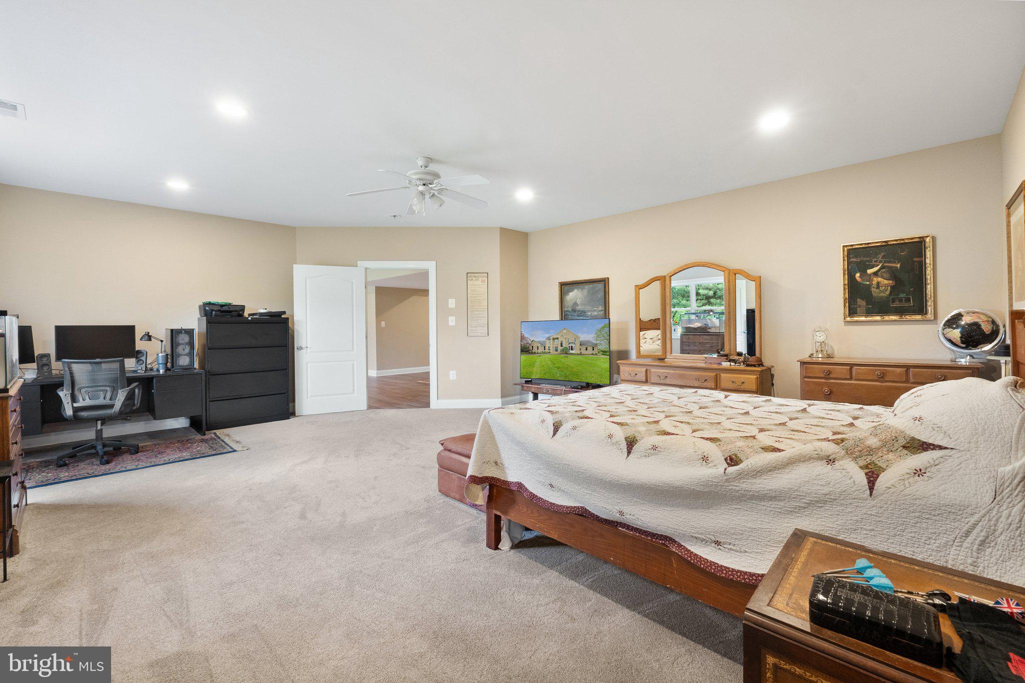 LODGE LAND FARMS - Residential