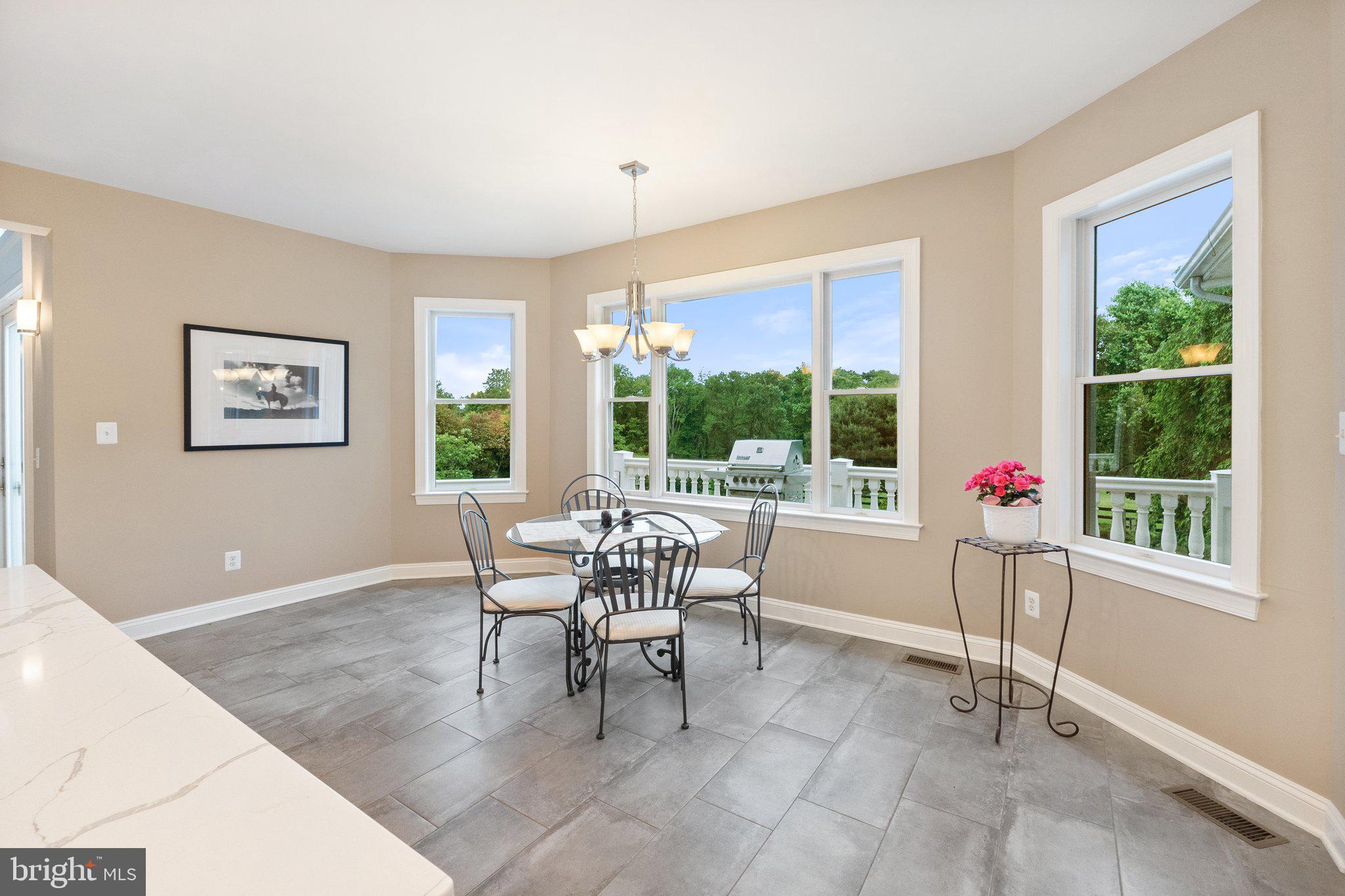LODGE LAND FARMS - Residential