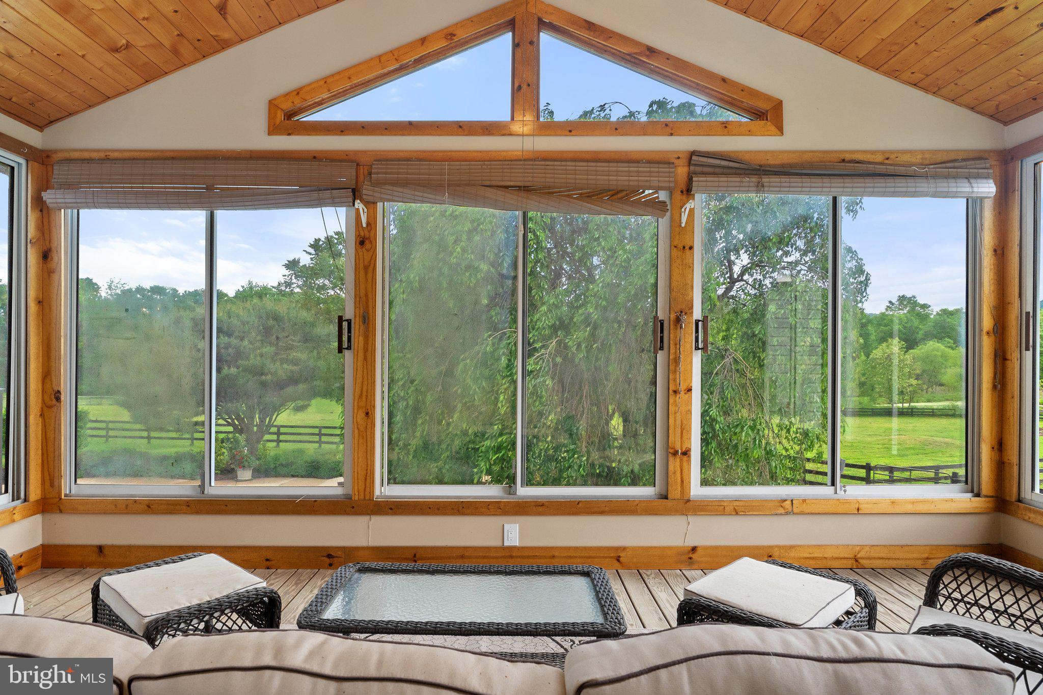 LODGE LAND FARMS - Residential