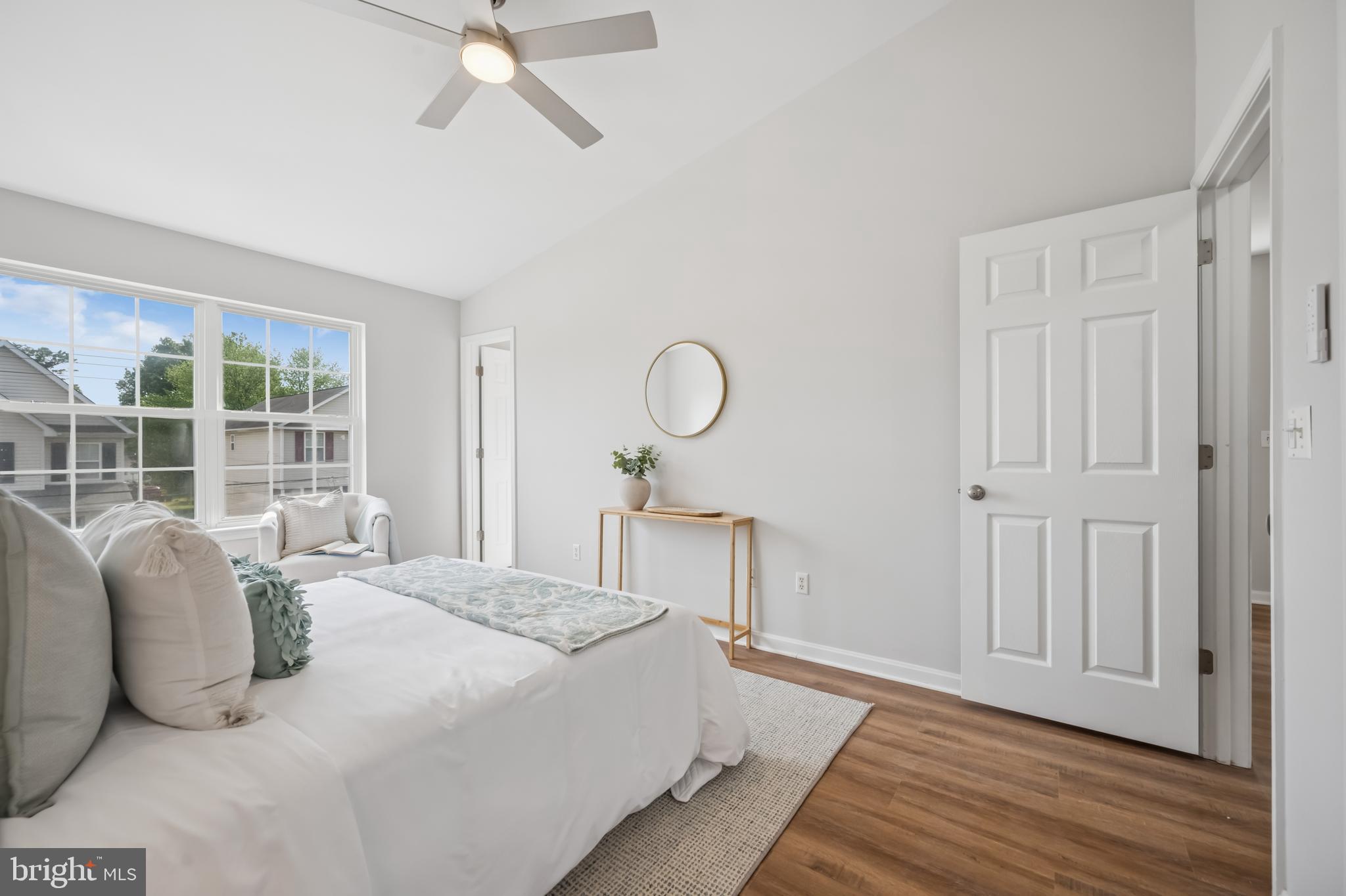 SELBY ON THE BAY - Residential