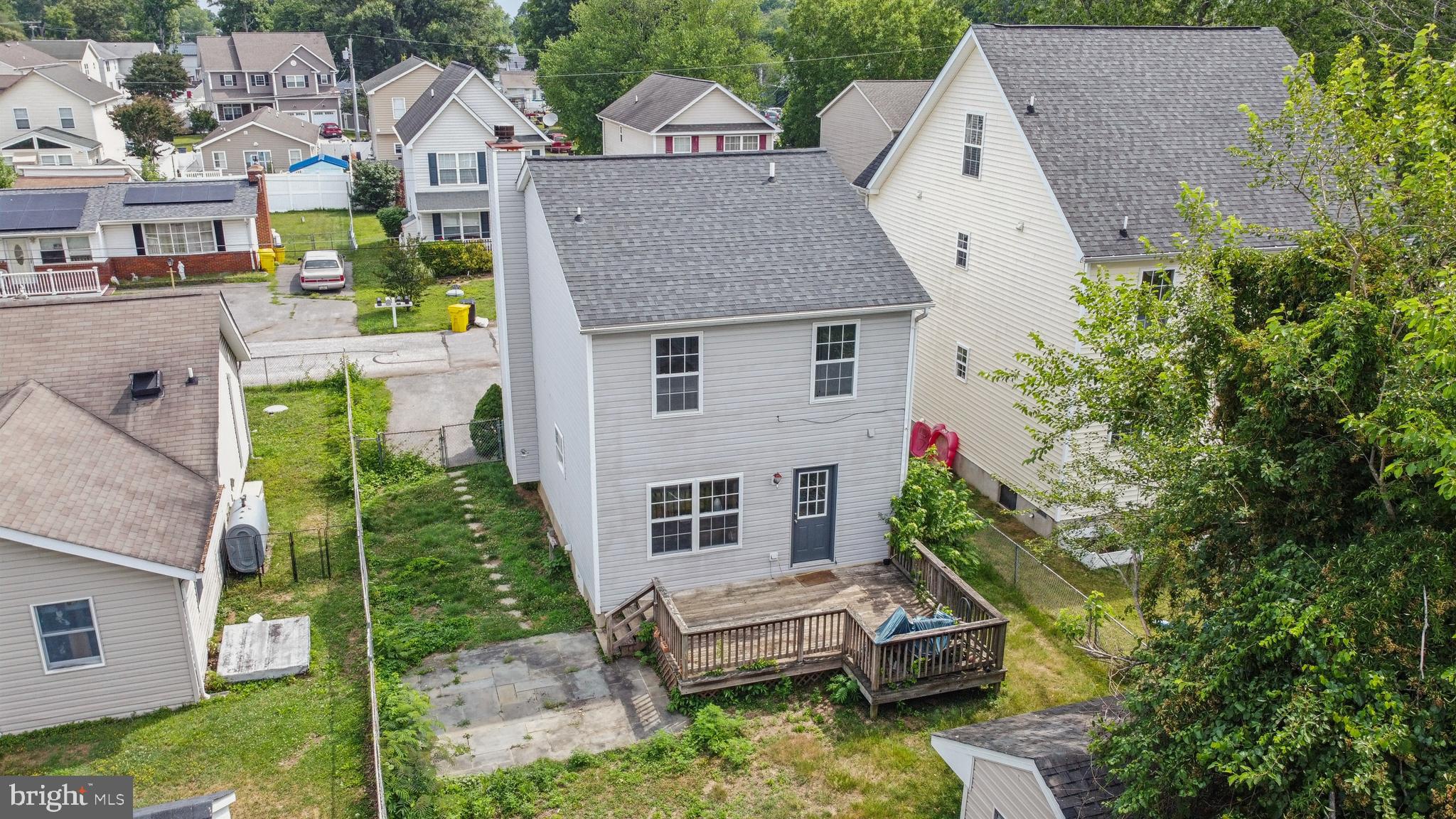 SELBY ON THE BAY - Residential