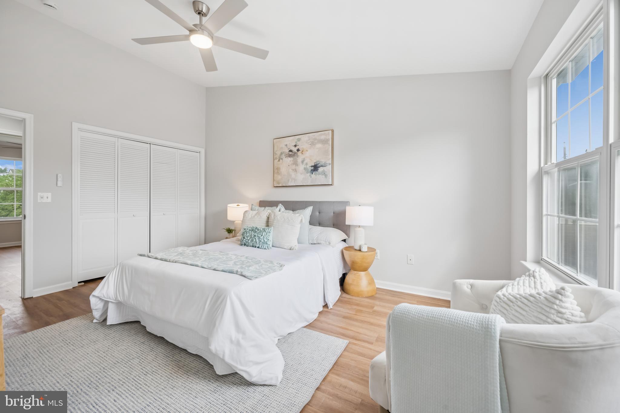 SELBY ON THE BAY - Residential