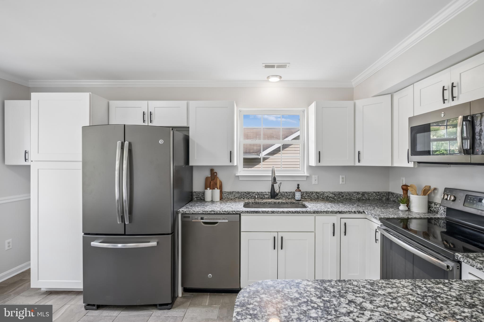 SELBY ON THE BAY - Residential