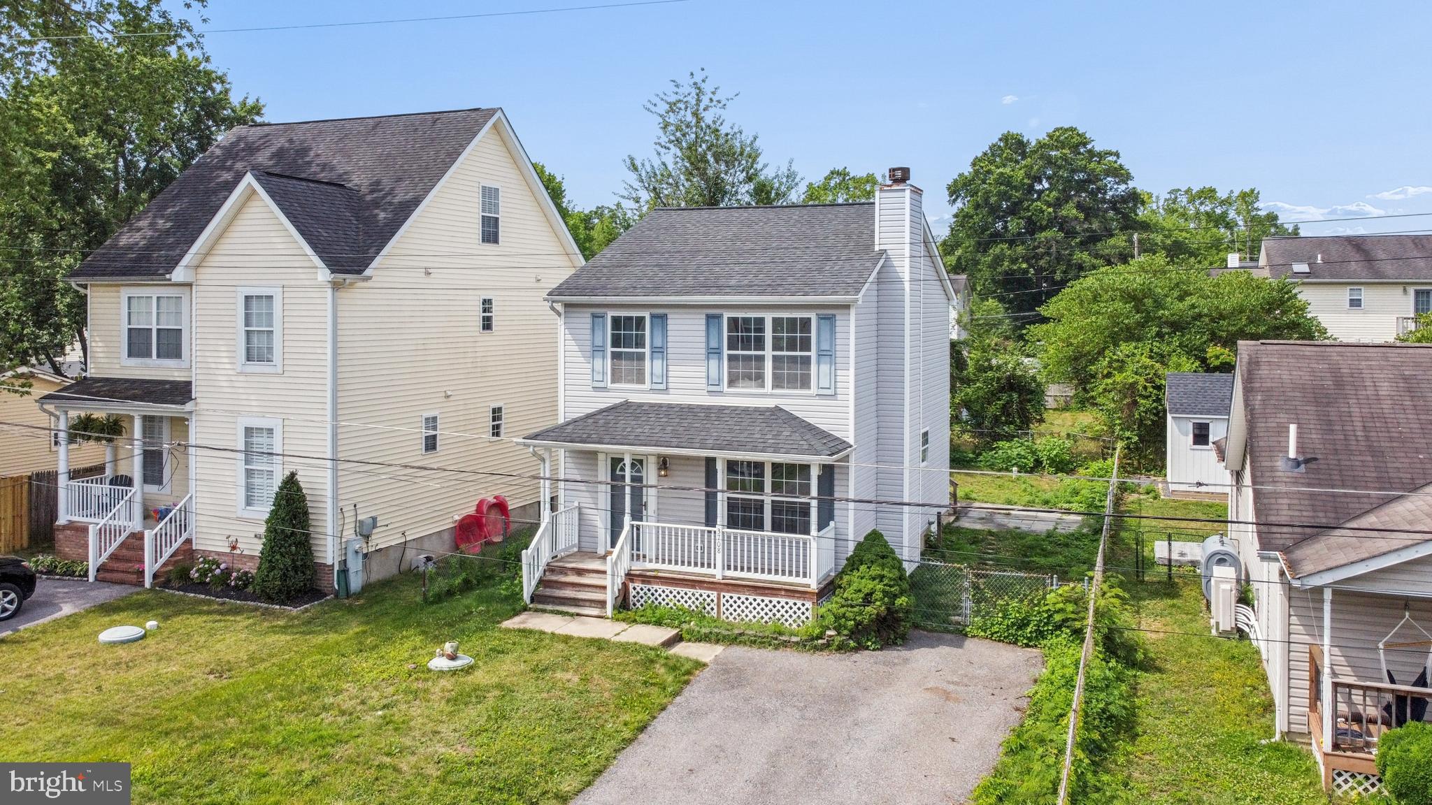 SELBY ON THE BAY - Residential