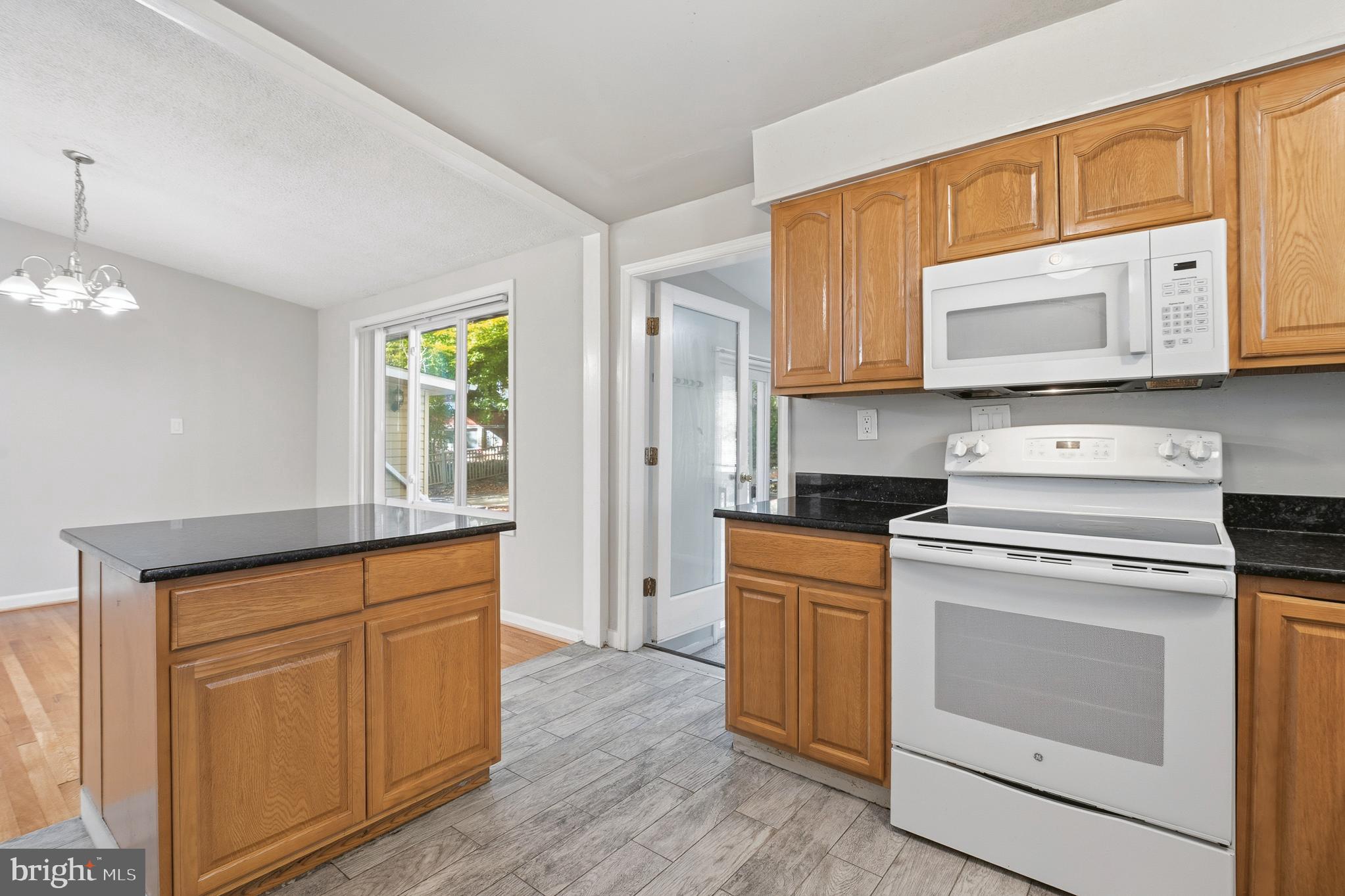 HIGH POINT - Residential