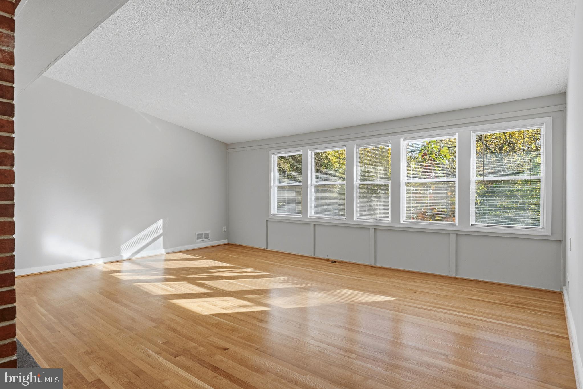 HIGH POINT - Residential