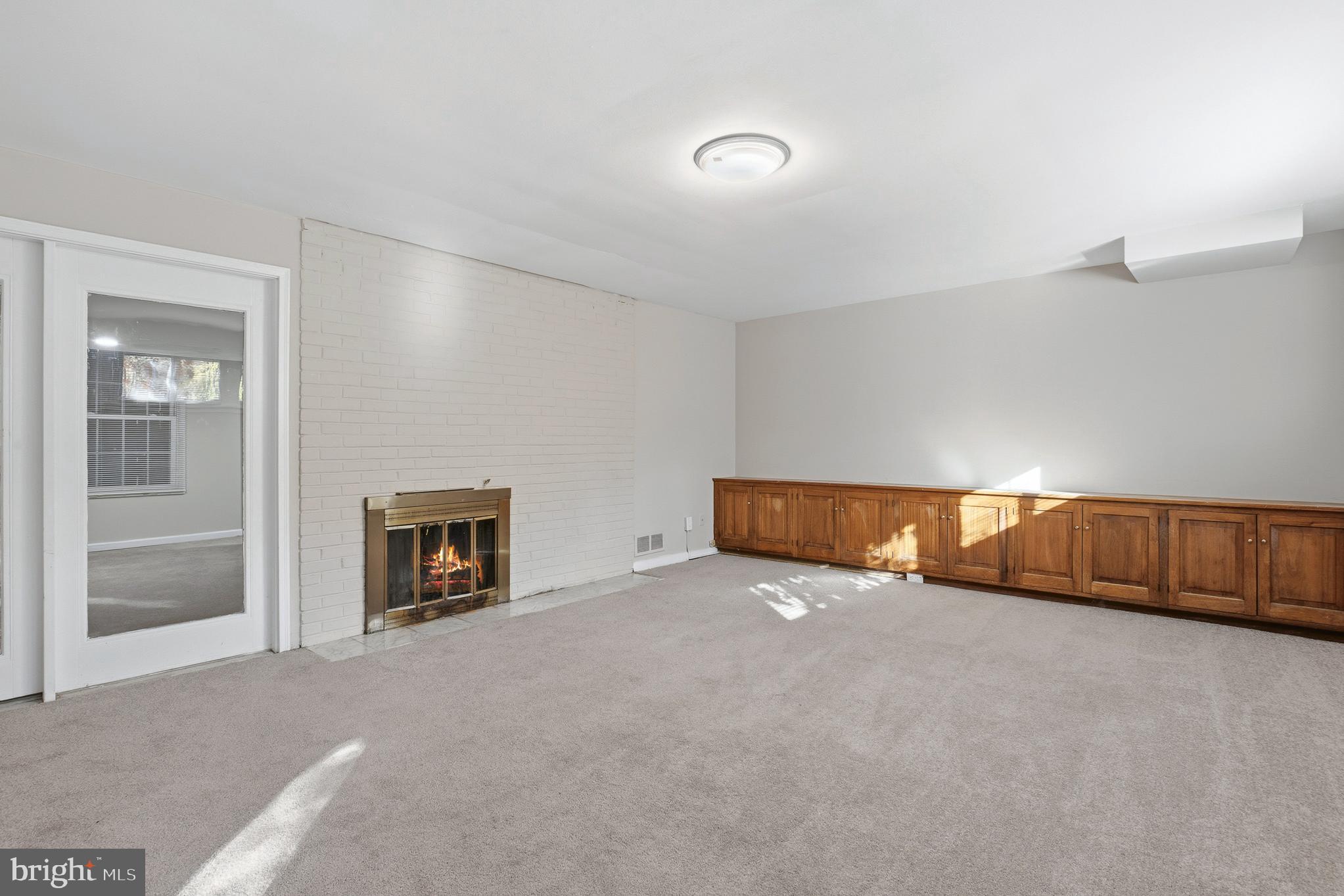 HIGH POINT - Residential