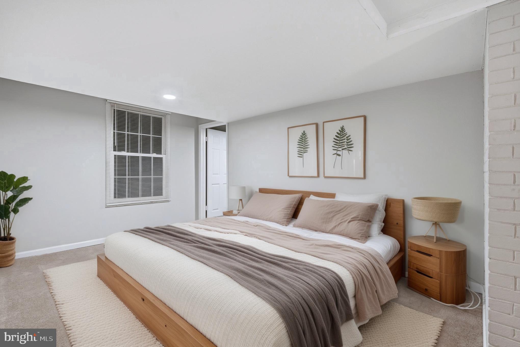 HIGH POINT - Residential