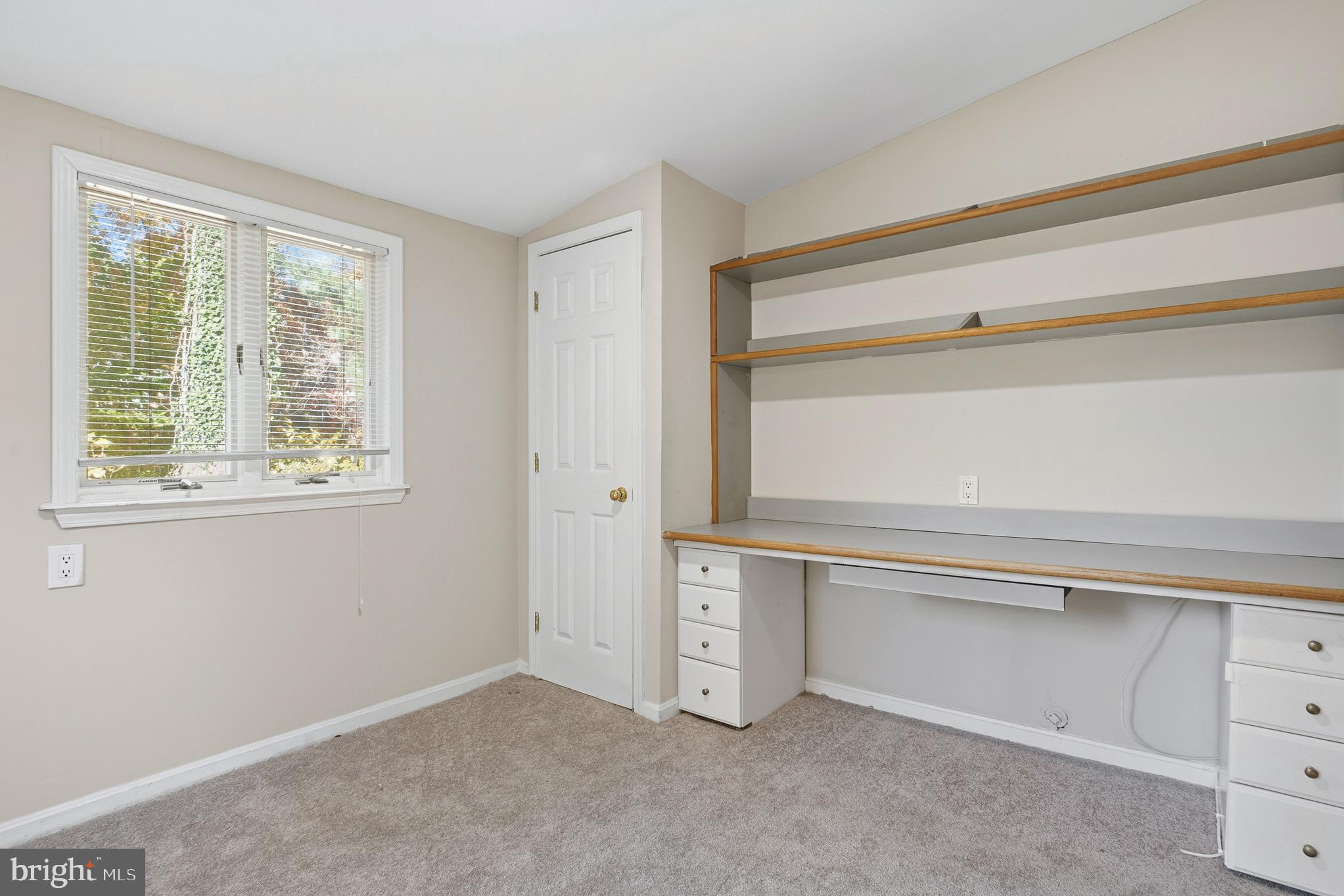 HIGH POINT - Residential