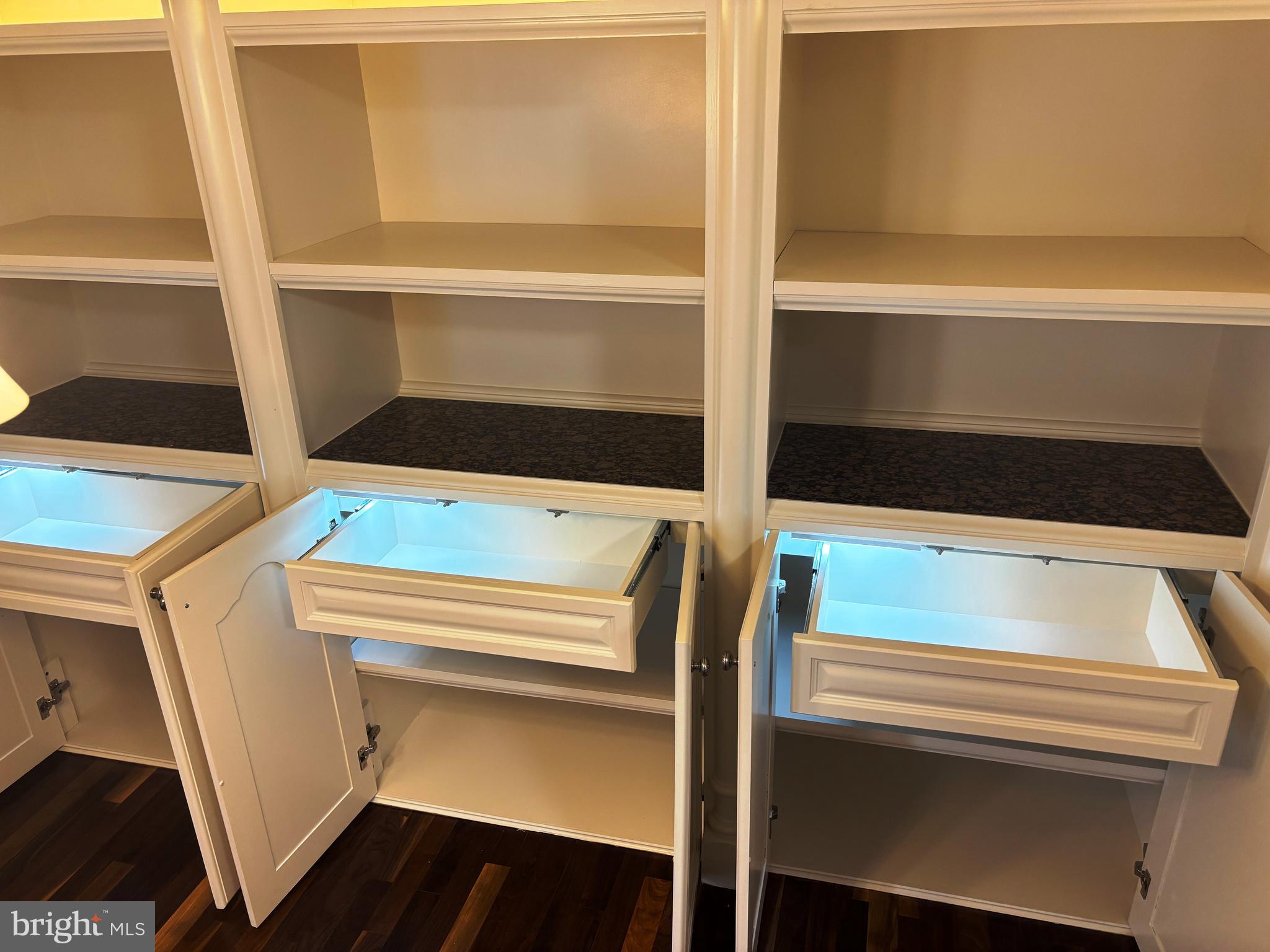 SUMMERHOUSE CONDO - Residential