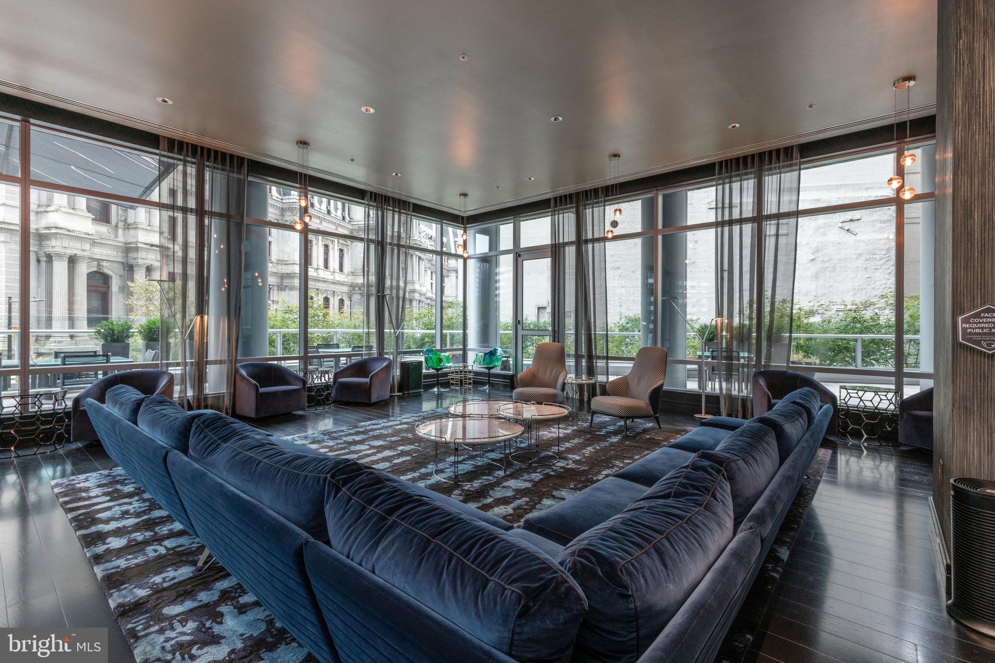 RITTENHOUSE SQUARE - Residential