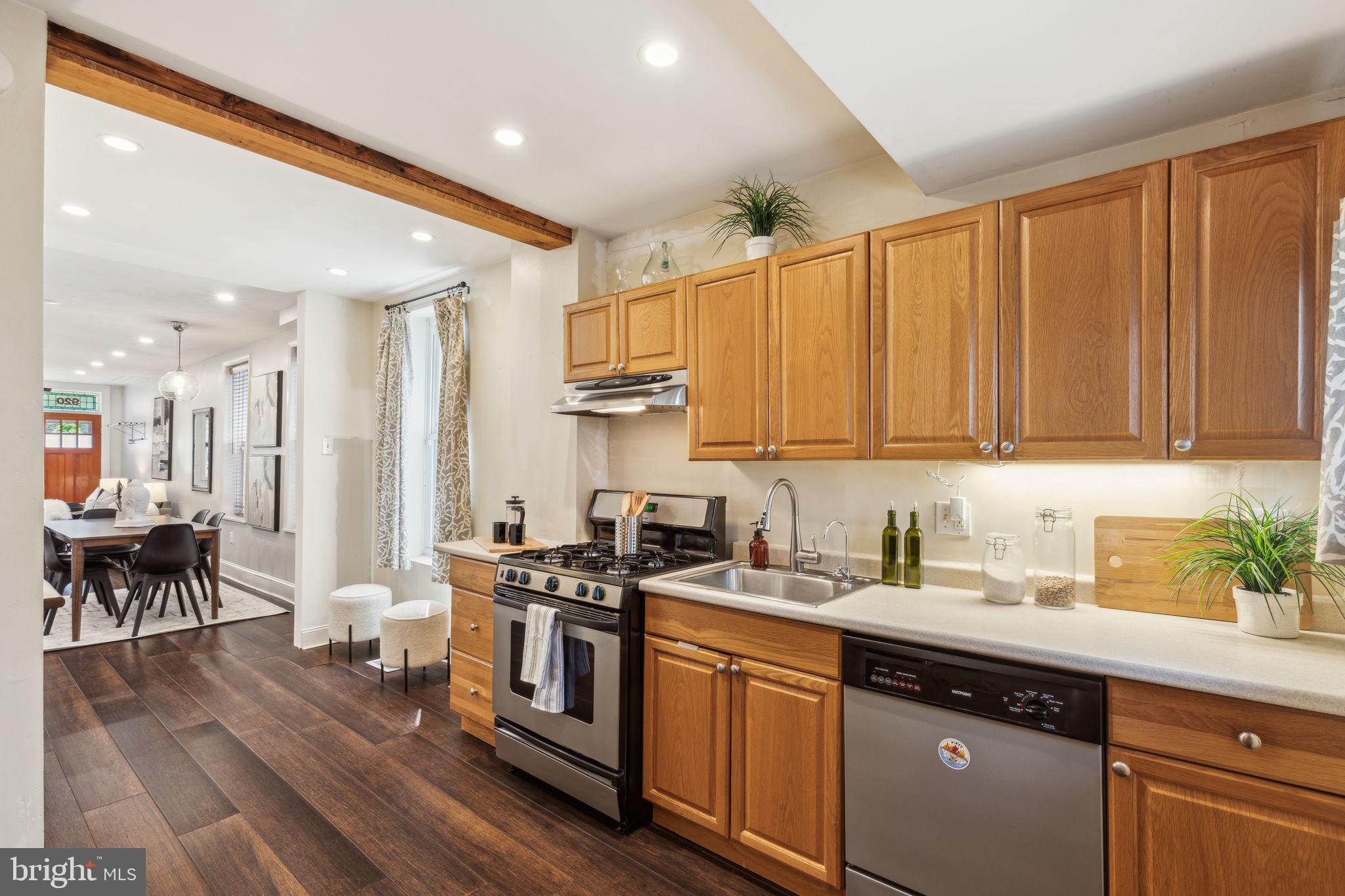 FAIRMOUNT - Residential