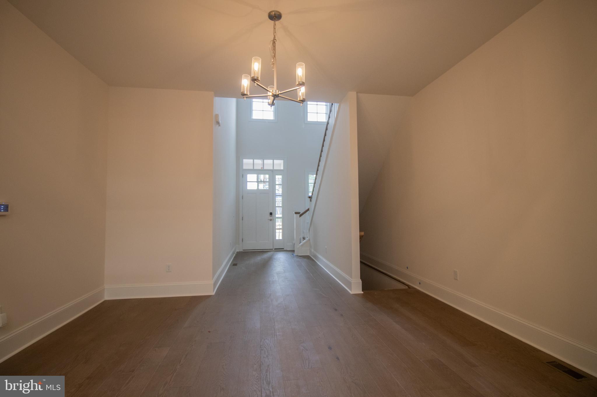 COLUMBIA PLACE - Residential