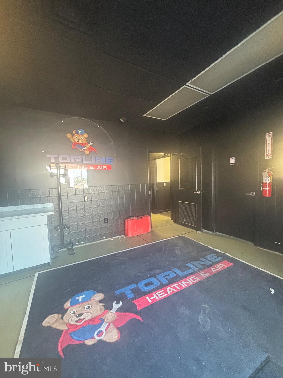 WEST END LANCASTER - Commercial Sale