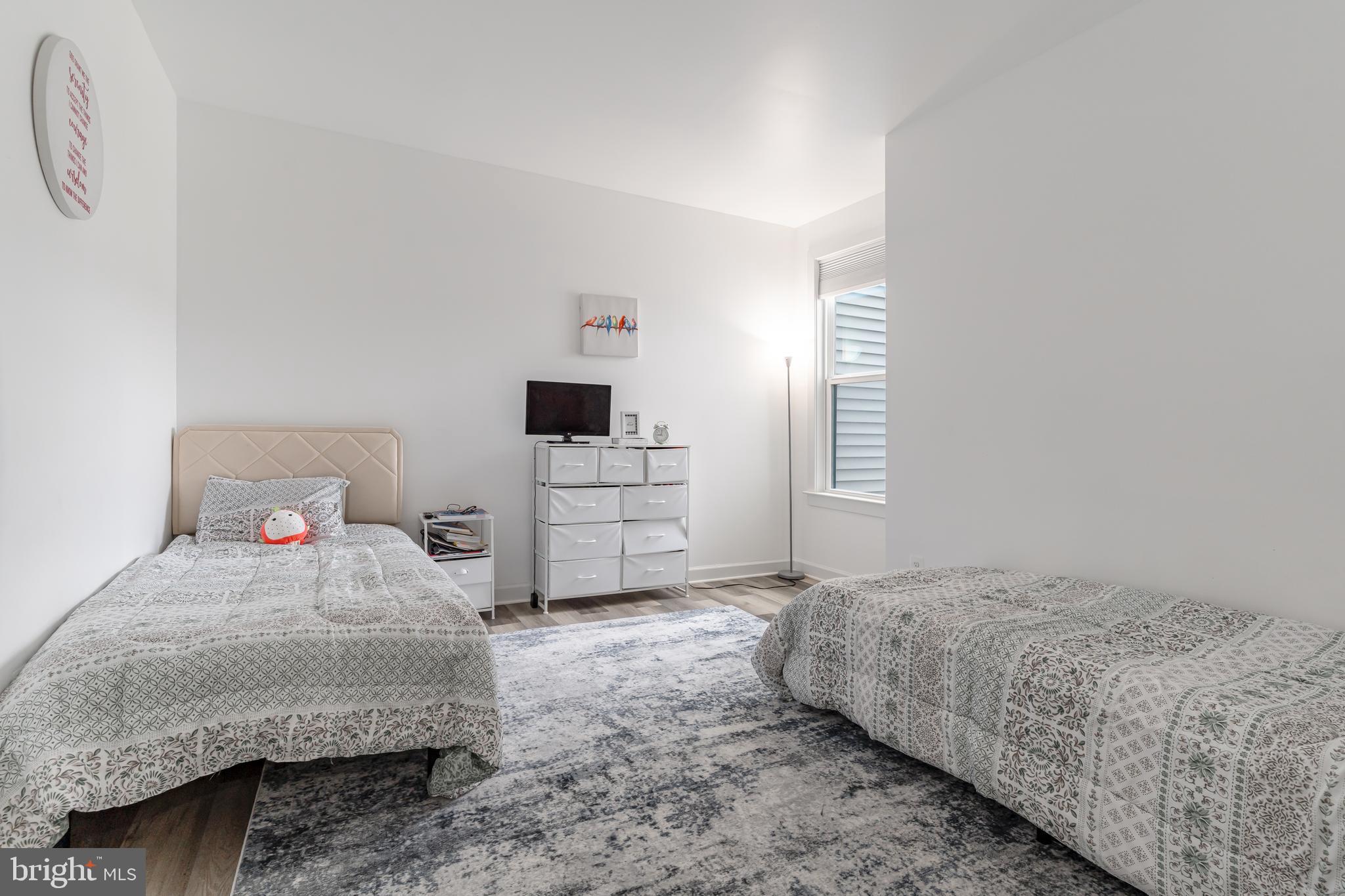 LONGVIEW RIDGE - Residential