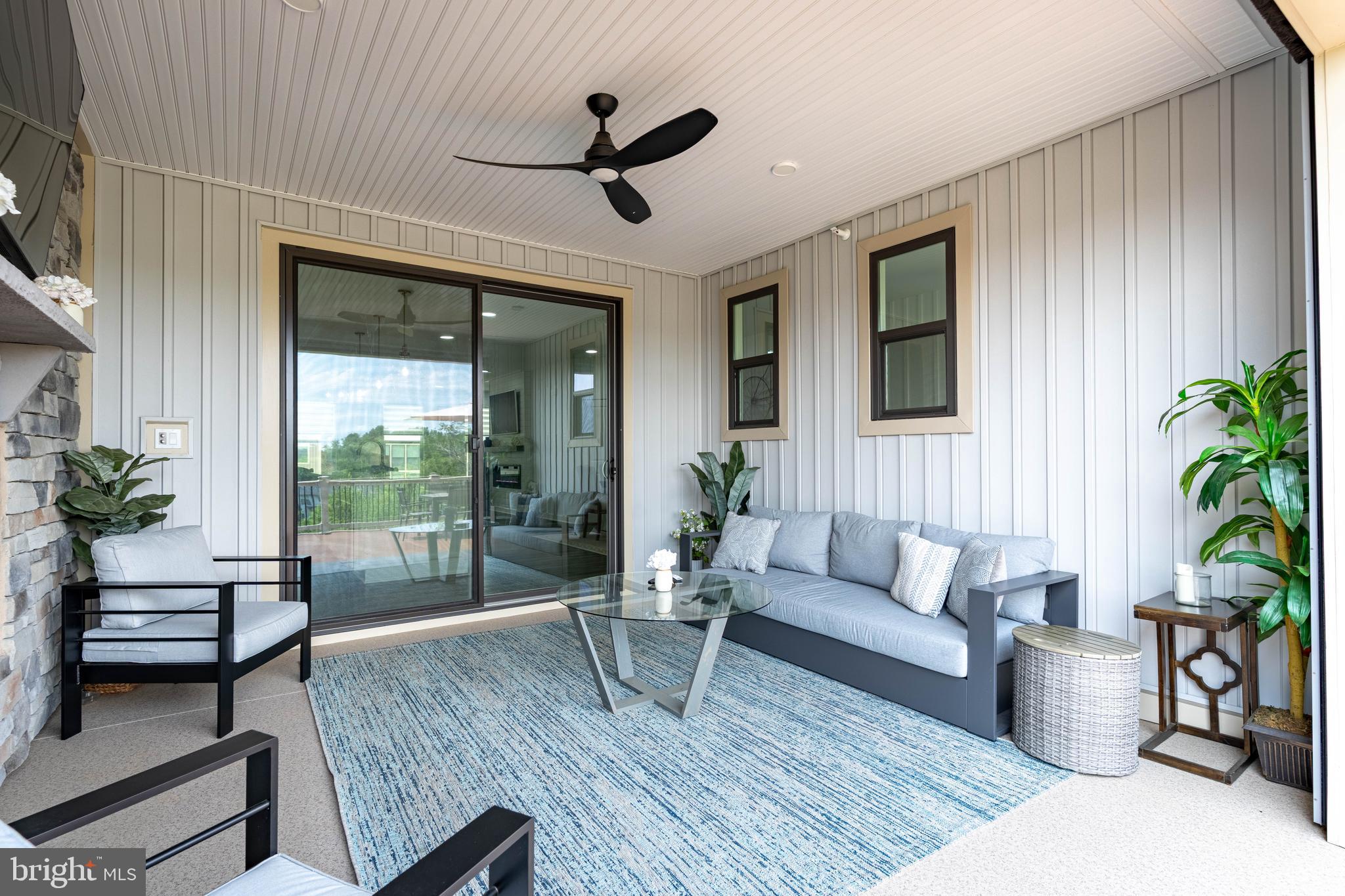 LONGVIEW RIDGE - Residential