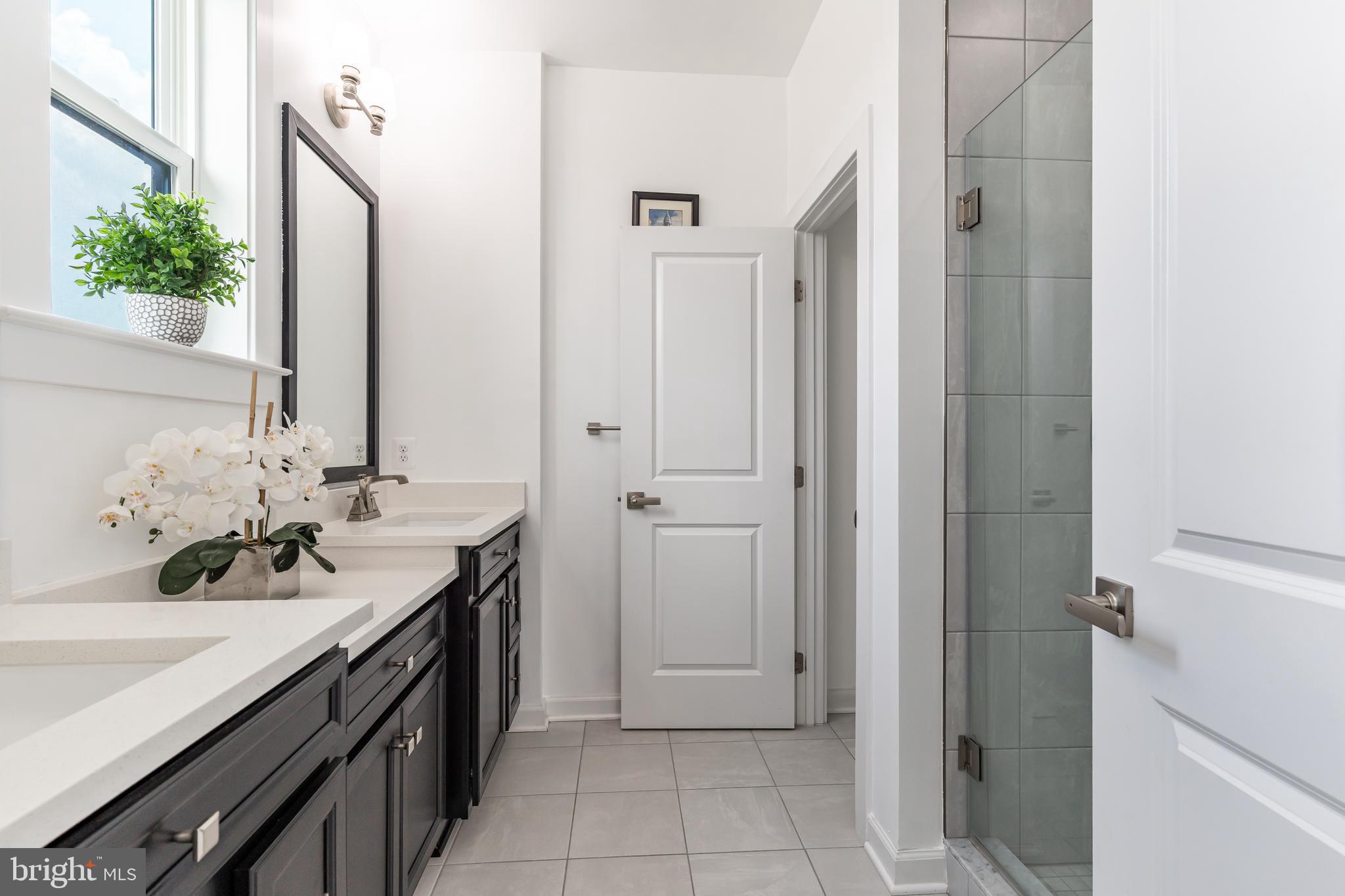 LONGVIEW RIDGE - Residential