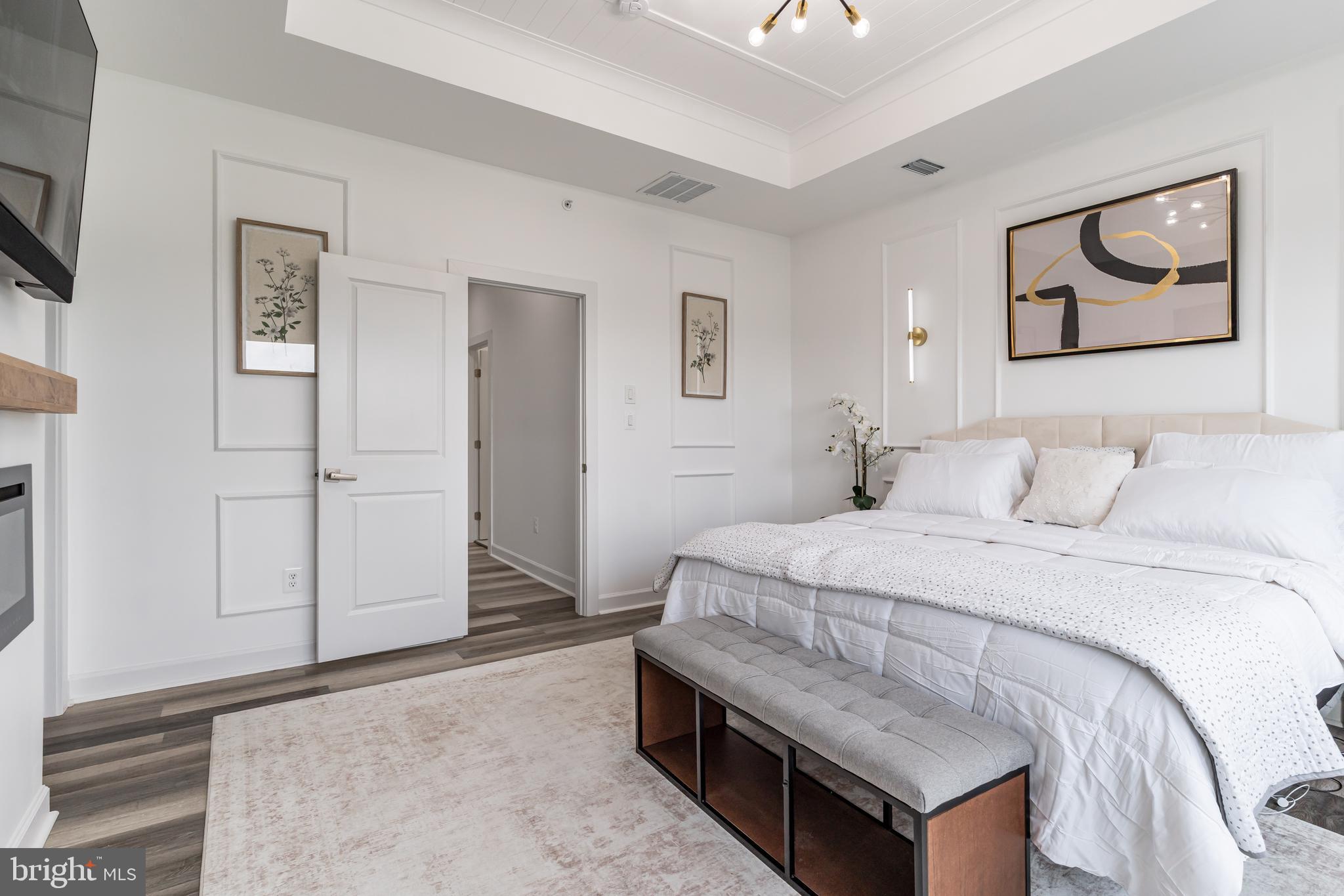 LONGVIEW RIDGE - Residential
