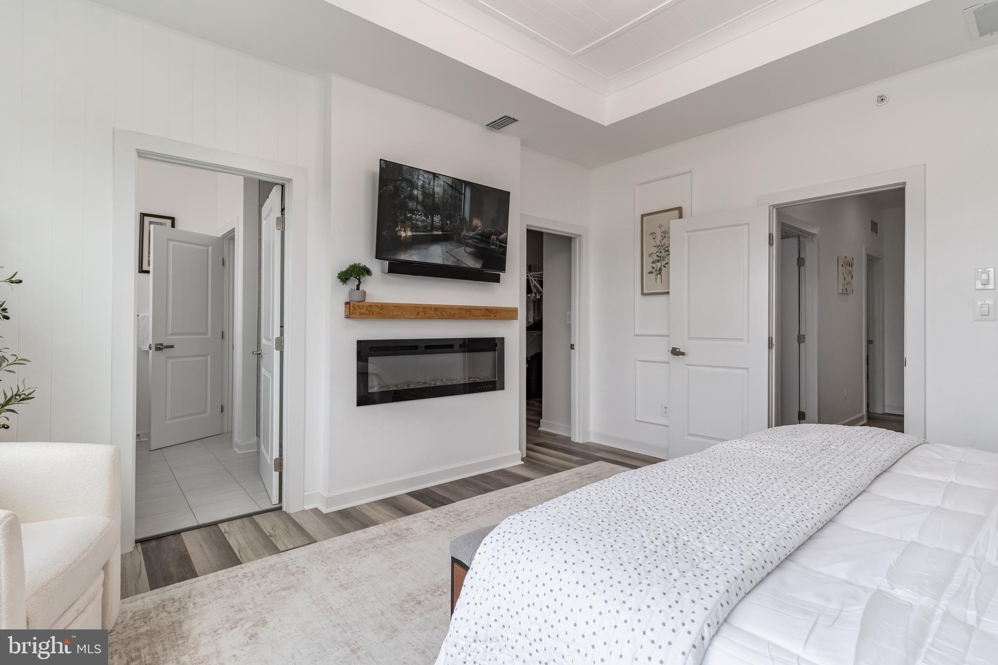 LONGVIEW RIDGE - Residential