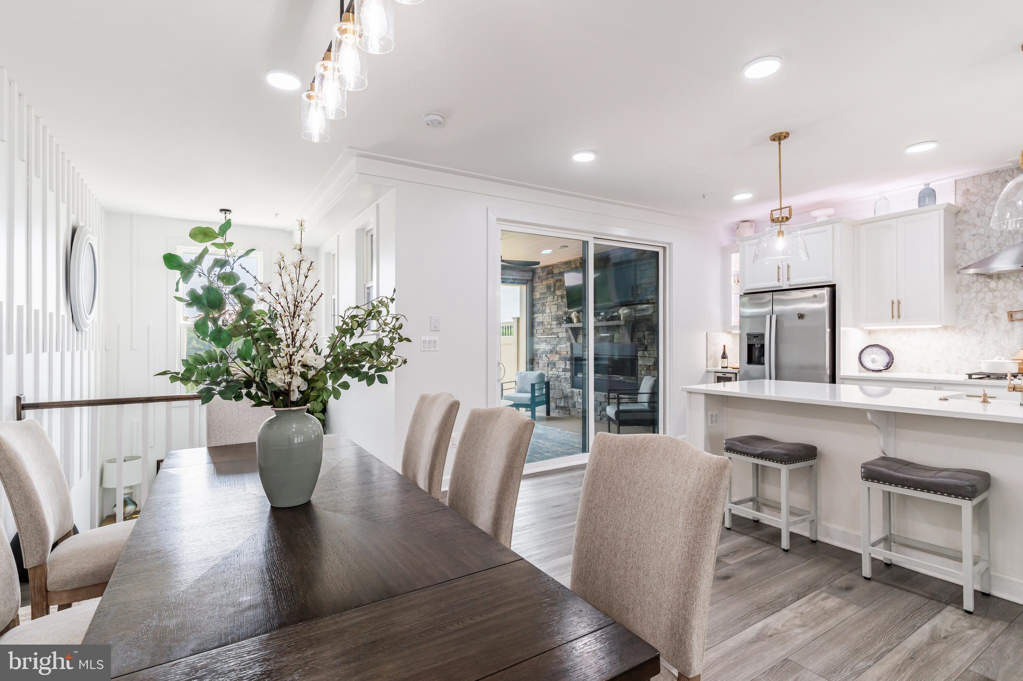 LONGVIEW RIDGE - Residential