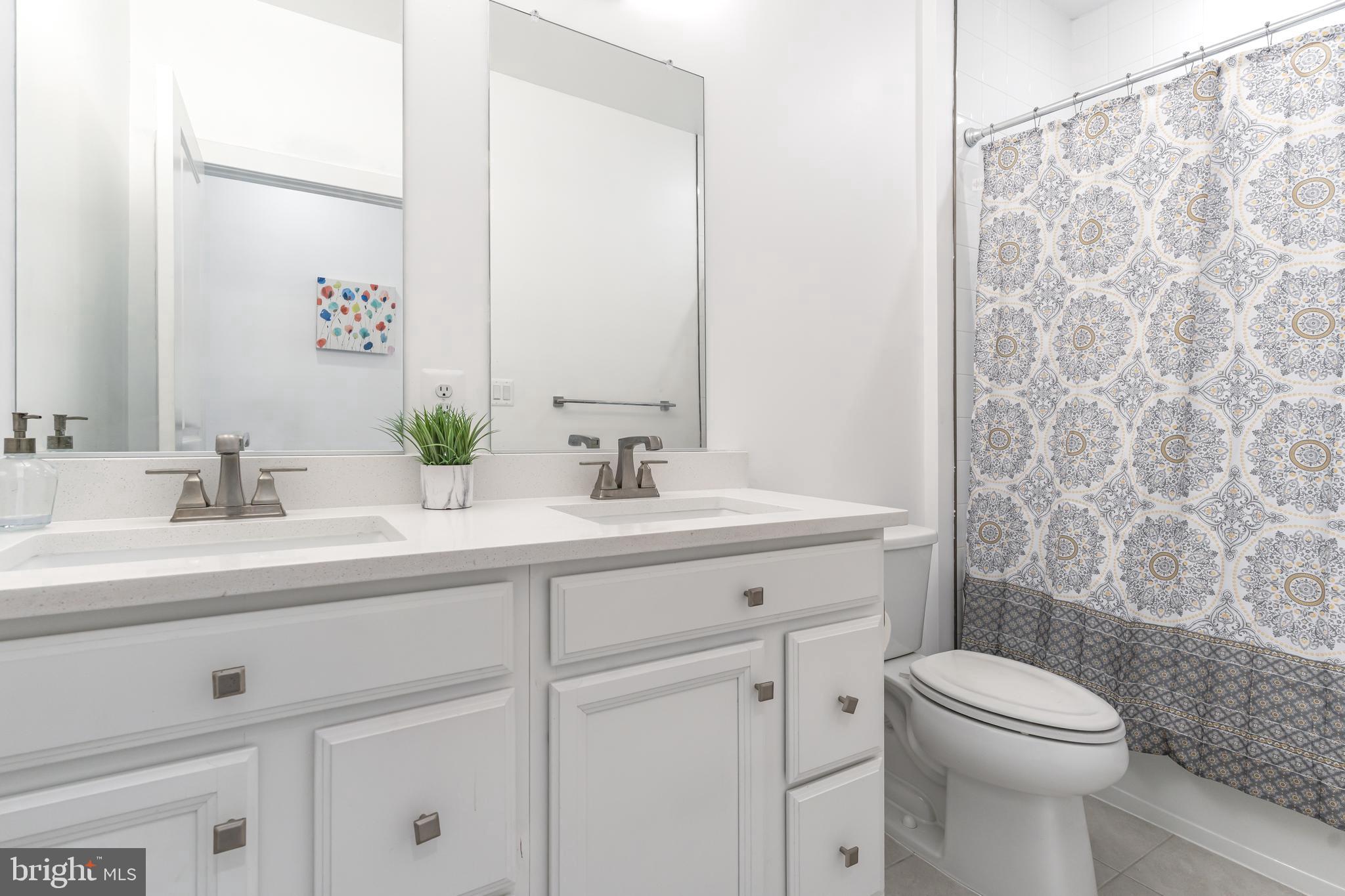 LONGVIEW RIDGE - Residential