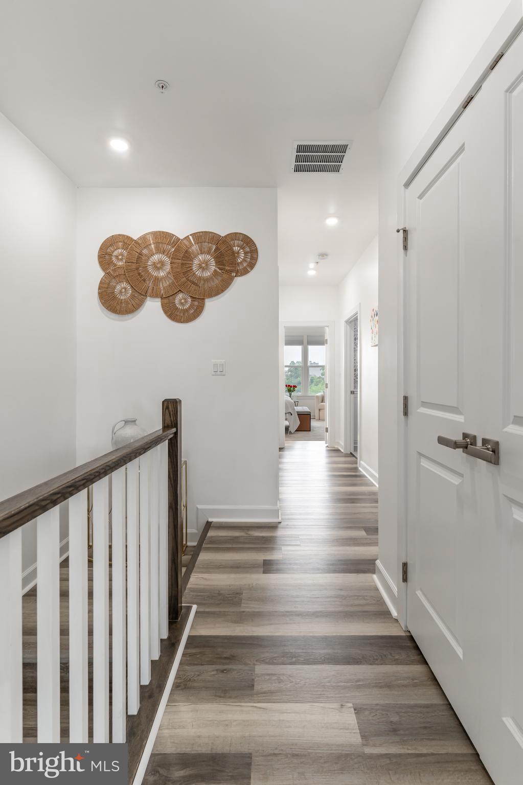 LONGVIEW RIDGE - Residential
