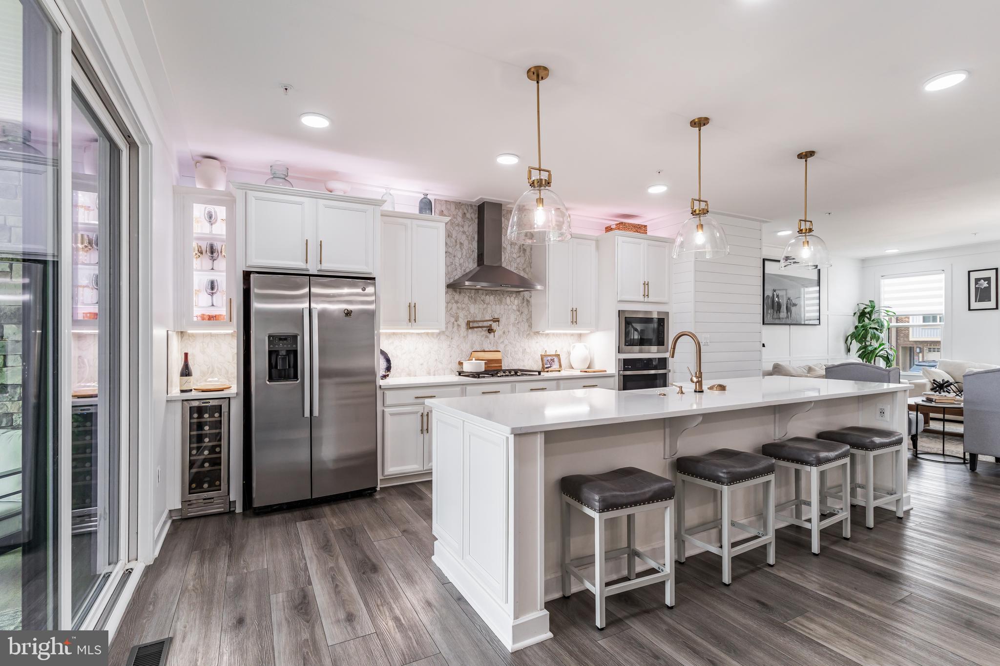 LONGVIEW RIDGE - Residential