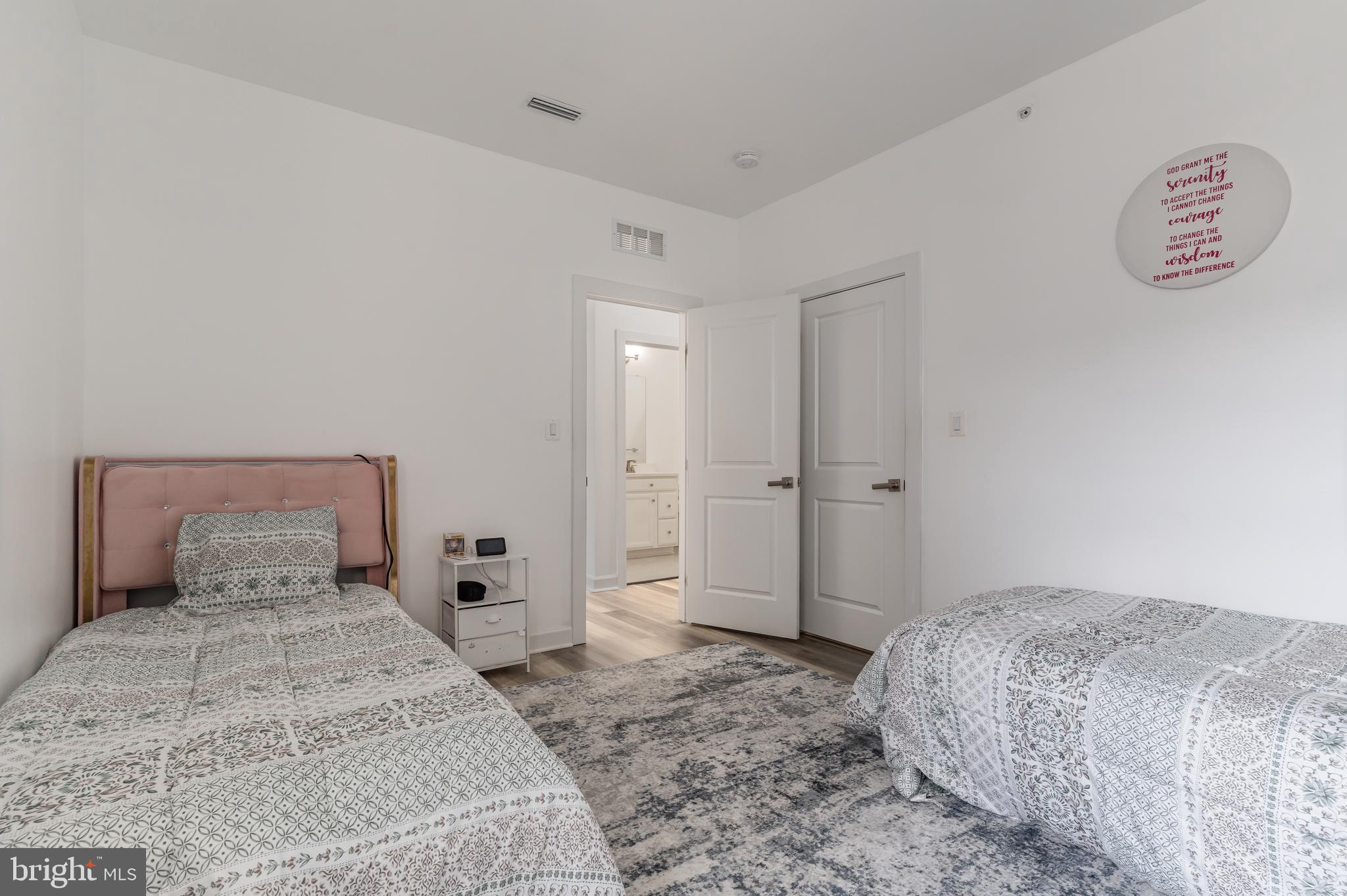 LONGVIEW RIDGE - Residential