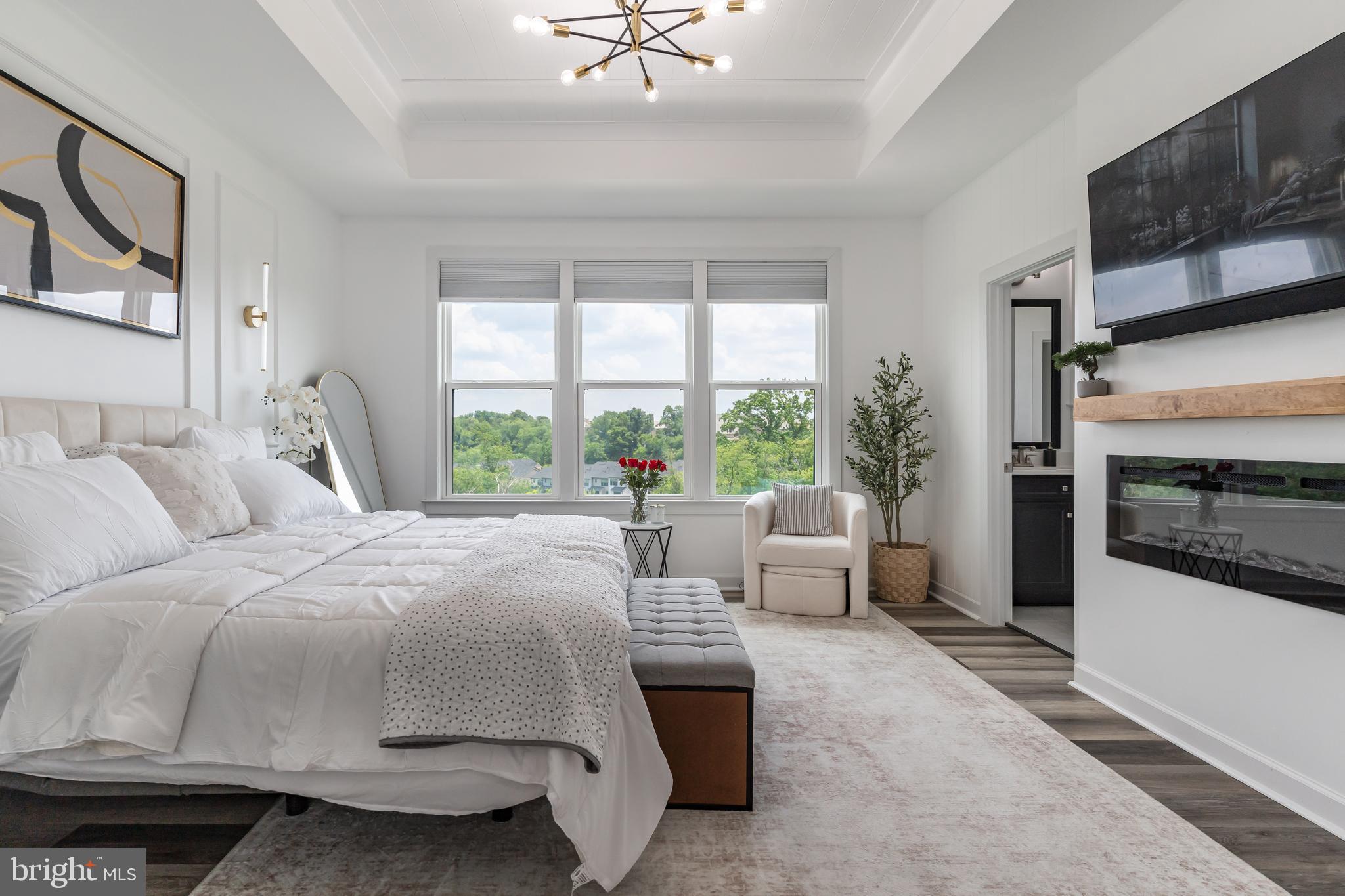 LONGVIEW RIDGE - Residential