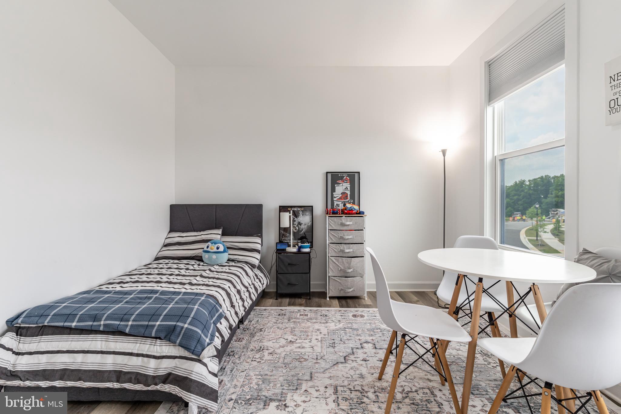 LONGVIEW RIDGE - Residential