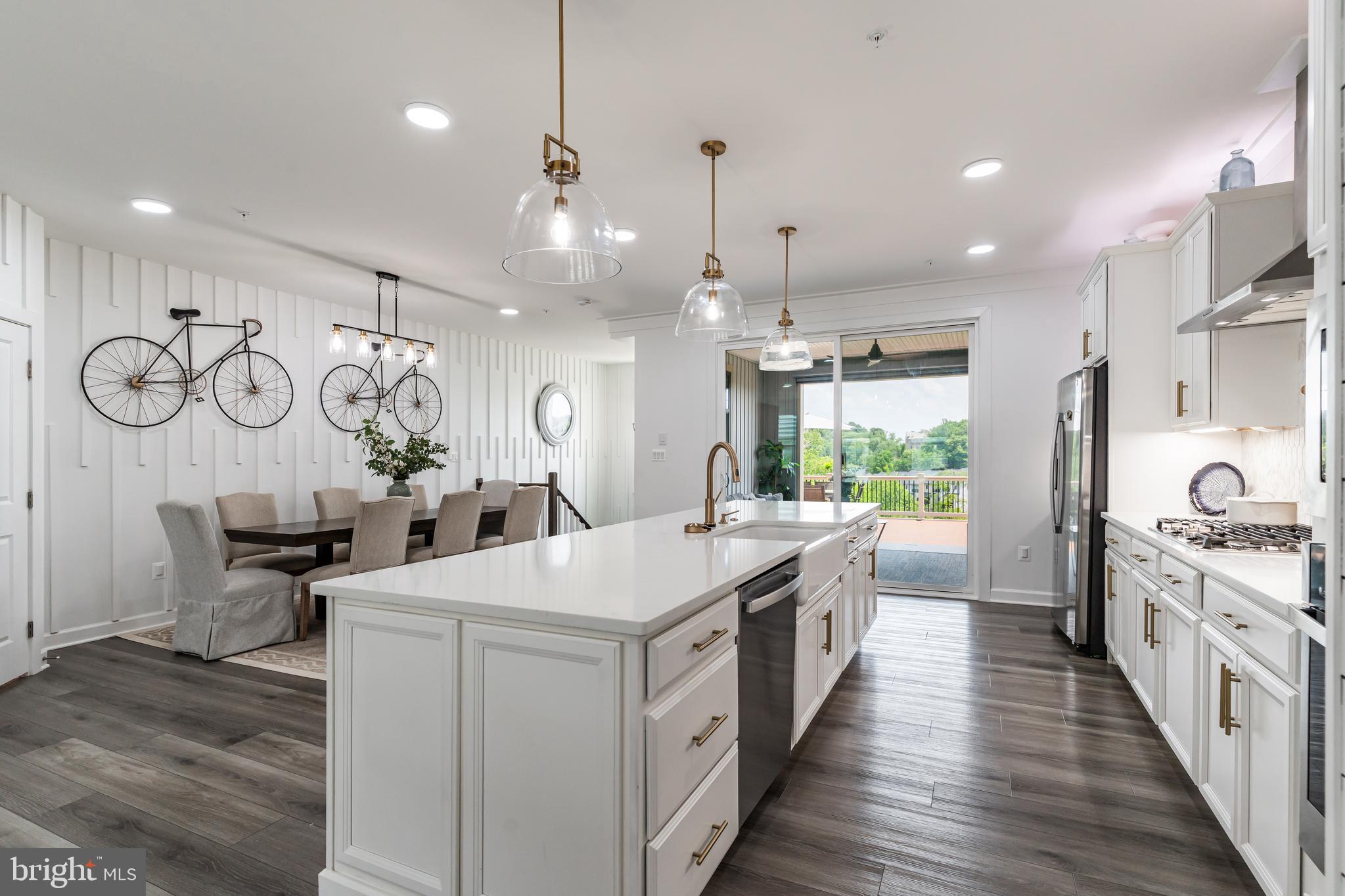 LONGVIEW RIDGE - Residential