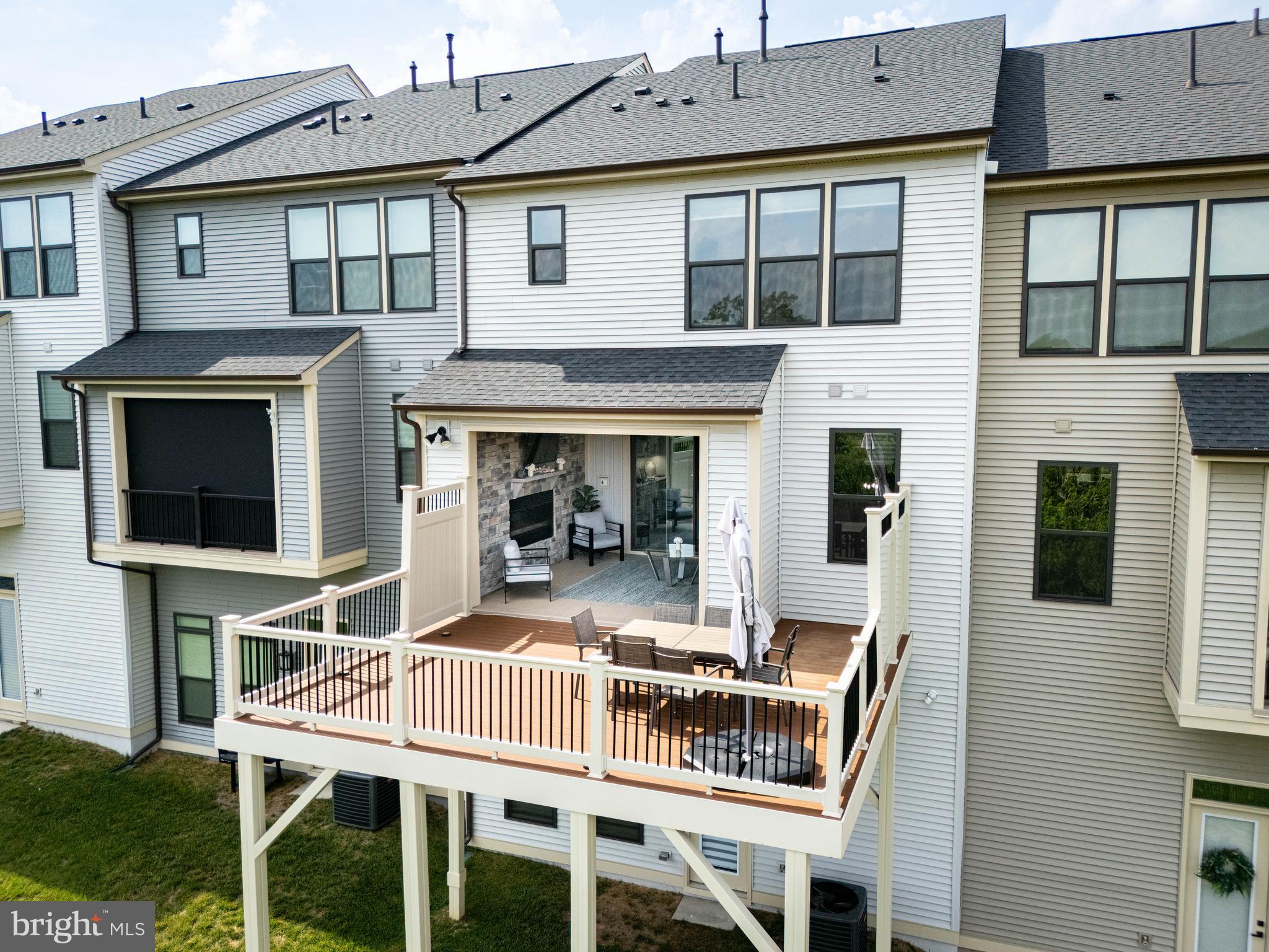 LONGVIEW RIDGE - Residential
