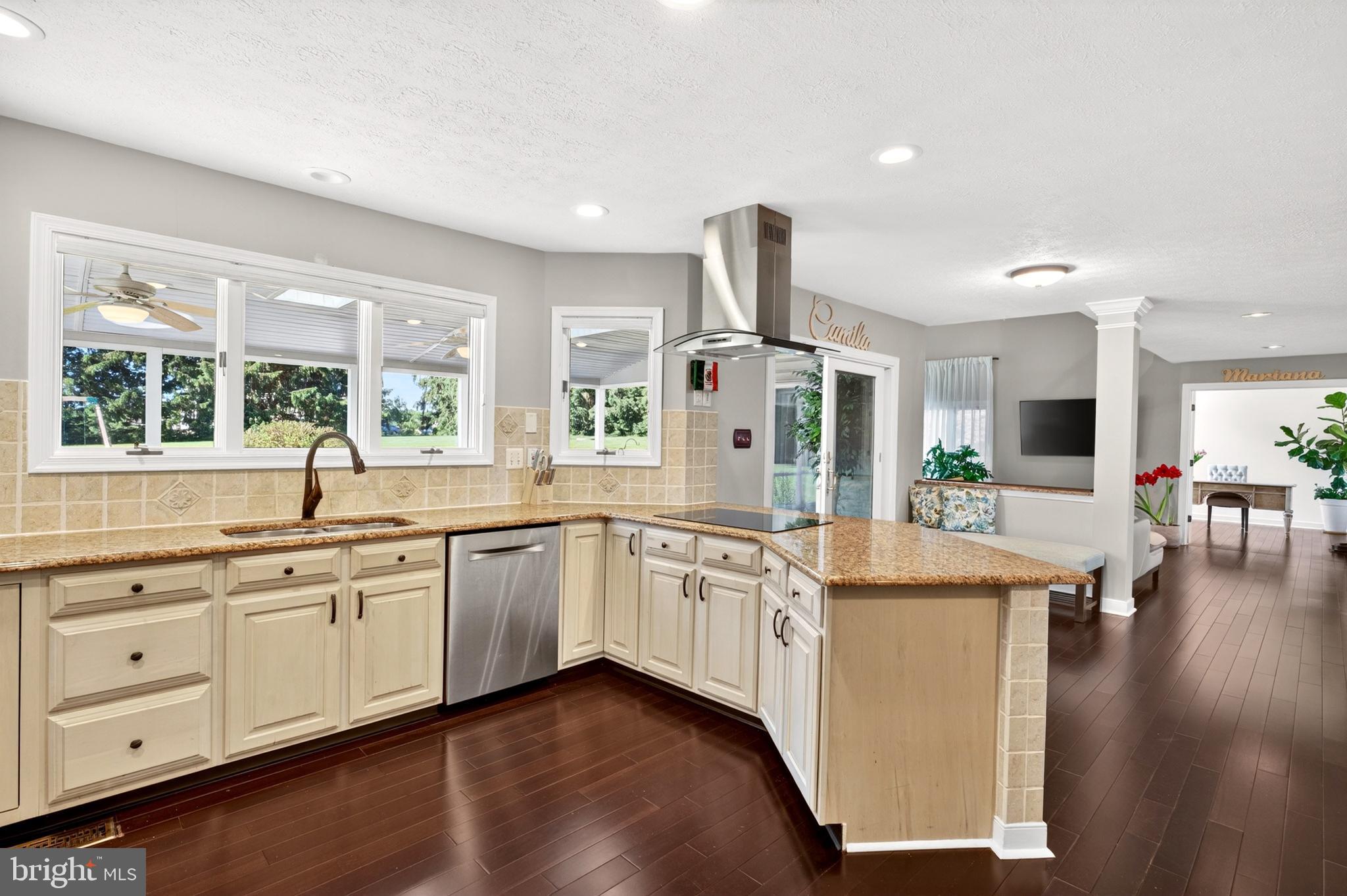 VILLAGES OF ELK NECK - Residential