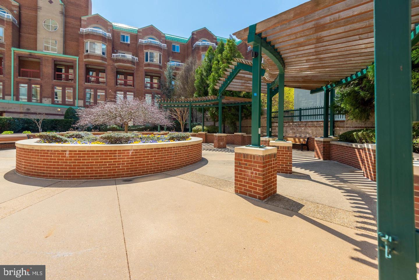 THE VICTORIA CODM - Residential