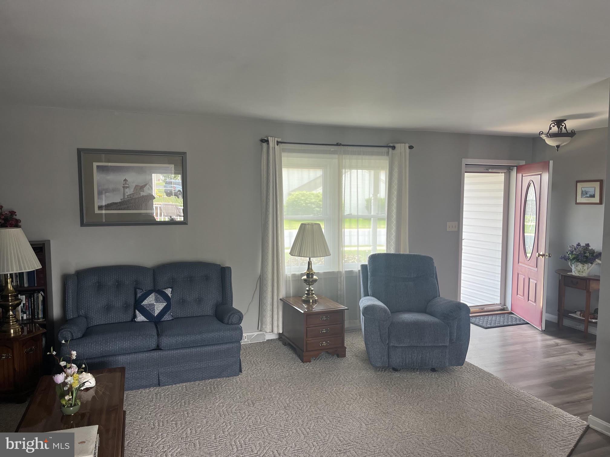 ASHLEA - Residential