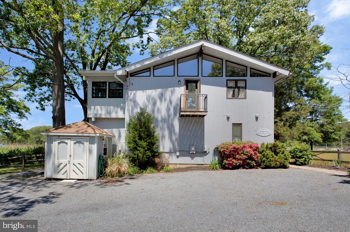 DEALE BEACH - Residential